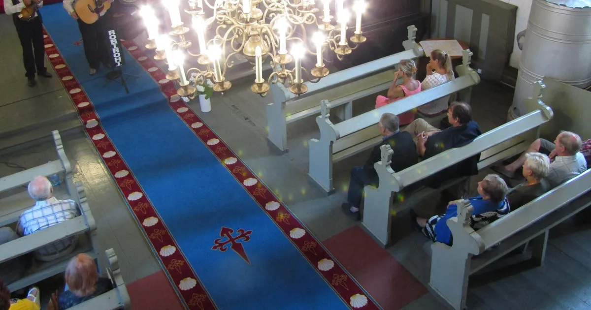 Pildid ⟩ Kiriku kellanaine: Naersime, et hakkame siniseid susse jagama