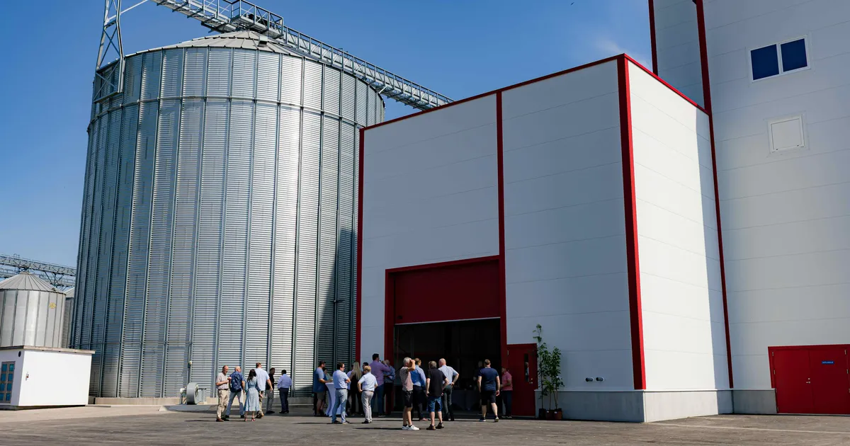 Jõgevamaal valmis Eesti suurim söödatehas