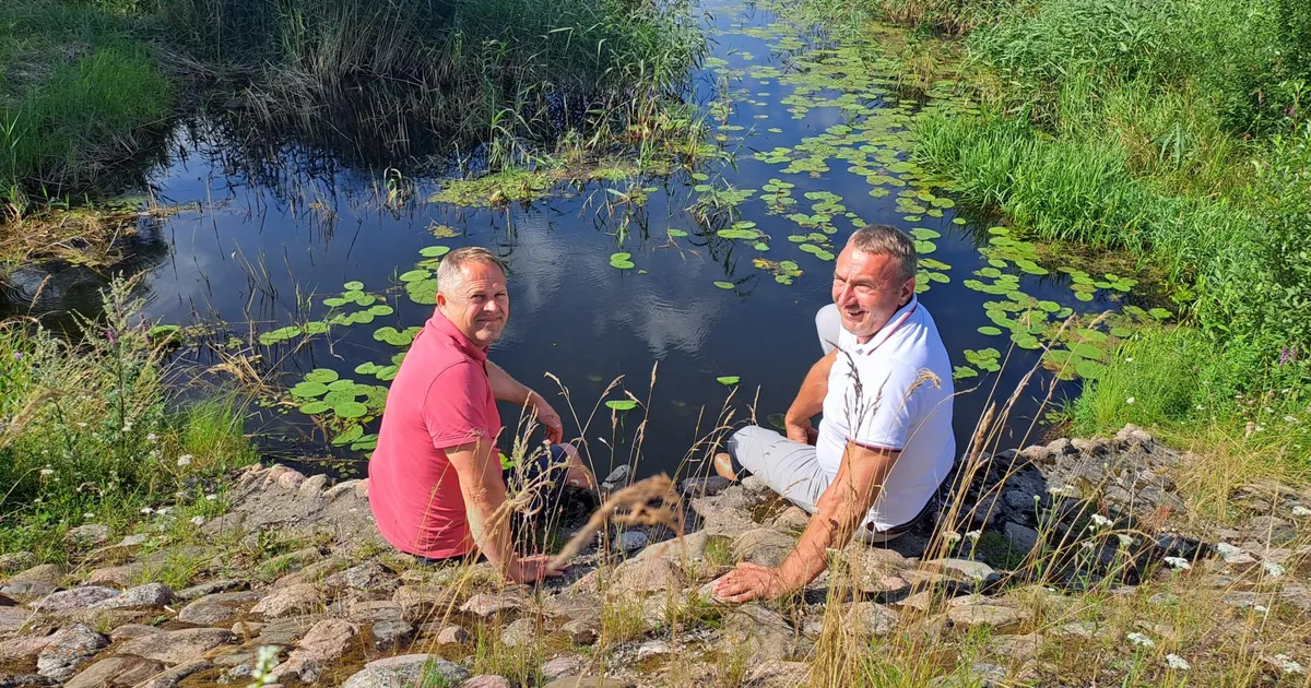 VIDEOLUGU ⟩ Jõele rajatav kaldatamm peab võrokesi Tamula eest kaitsma