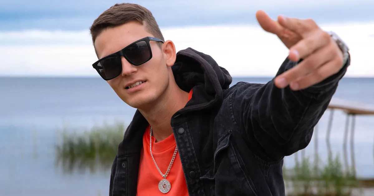 Sünnipäeva tähistav räppar AG ise väga kontsertidele ei trügi: lapsena sain laulupeol šoki