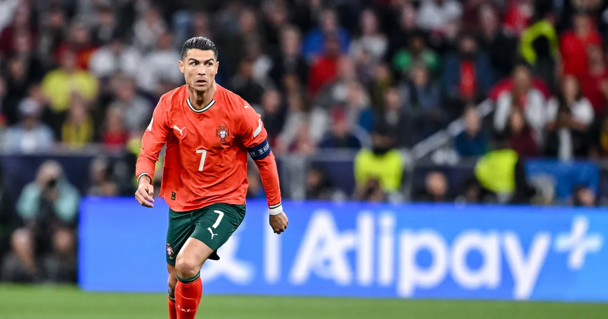 Fännid ajasid Ronaldol harja punaseks, jalgpallitäht lubas kutsuda politsei