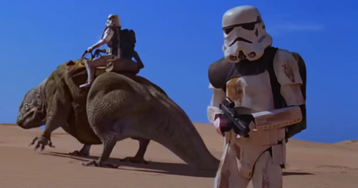 Tähesõdade tormisõduri kiiver müüdi oksjonil üle 230 000 euroga