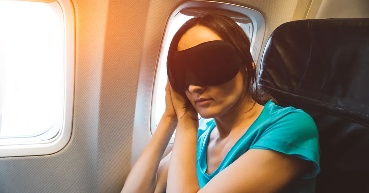 SÕJAVÄEMEETOD AITAB ⟩ Kuidas uinuda lennukis 5 minutiga – uskumatu, aga toimiv!