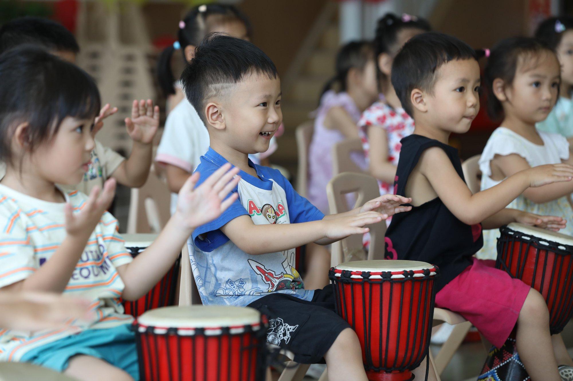 Aastakümneid ühe lapse poliitikat harrastanud Hiina hakkab nüüd lapsetoetusi maksma