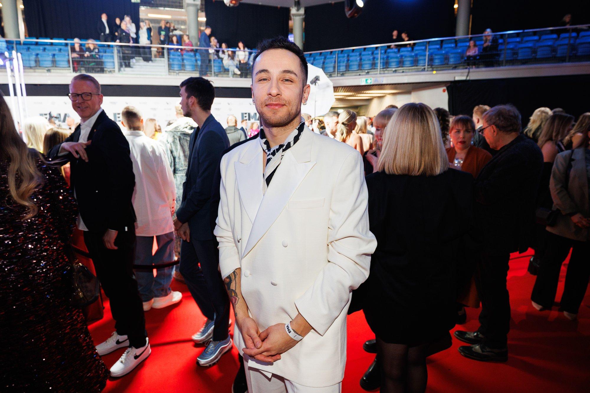 Hiljuti juuksed maha ajanud ANTil lõppes koostöö maailmakuulsa plaadifirmaga: tahtsin puhastuda seest ja väljast