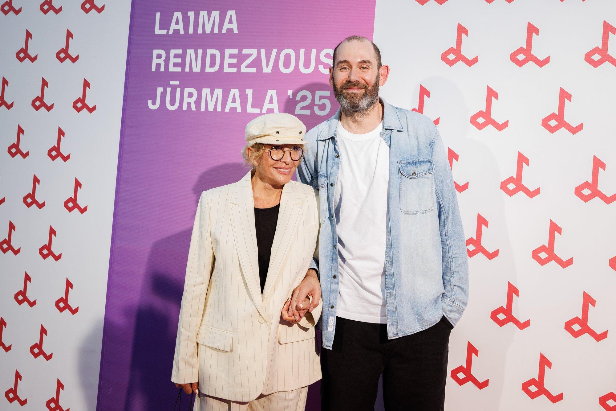 FOTOD ja VIDEO | Venemaalt lahkunud koomik Laima Vaikule festivalil: sellistel aegadel on väga raske nalja teha, 10 aastat tagasi oli see lihtsam