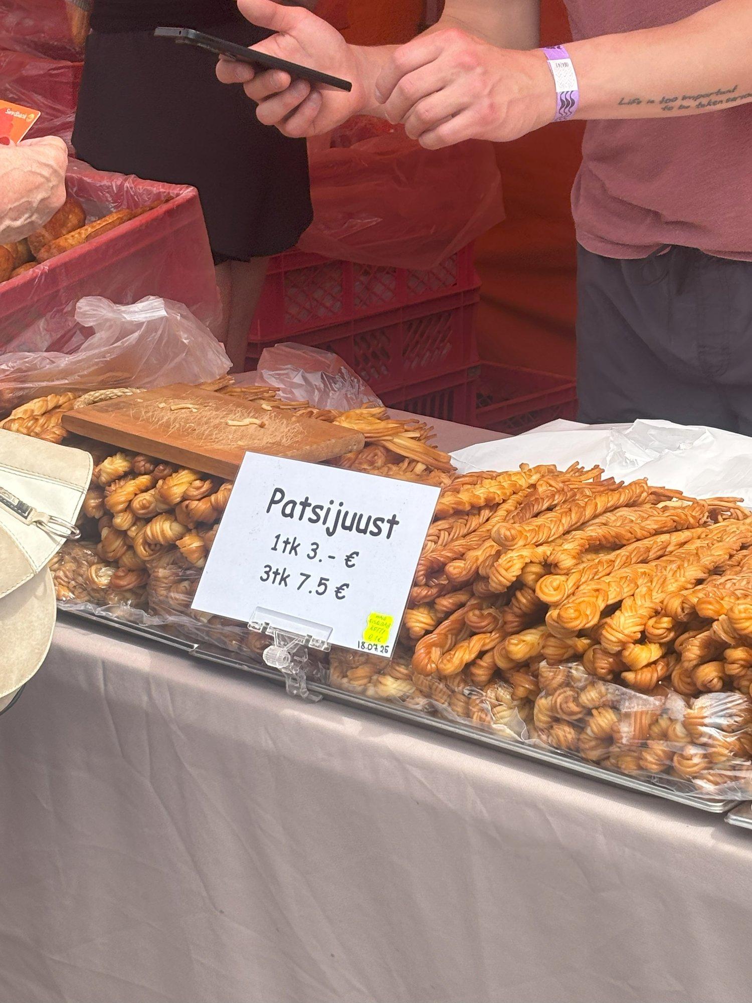 HINNAD TANTSUPEOL | Kui palju maksab jäätis? Aga vihmakeep?