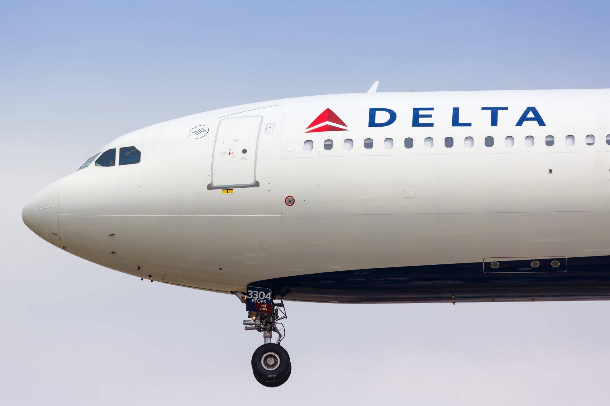 USA-s turbulentsi sattunud reisilennukist viidi 25 inimest haiglasse