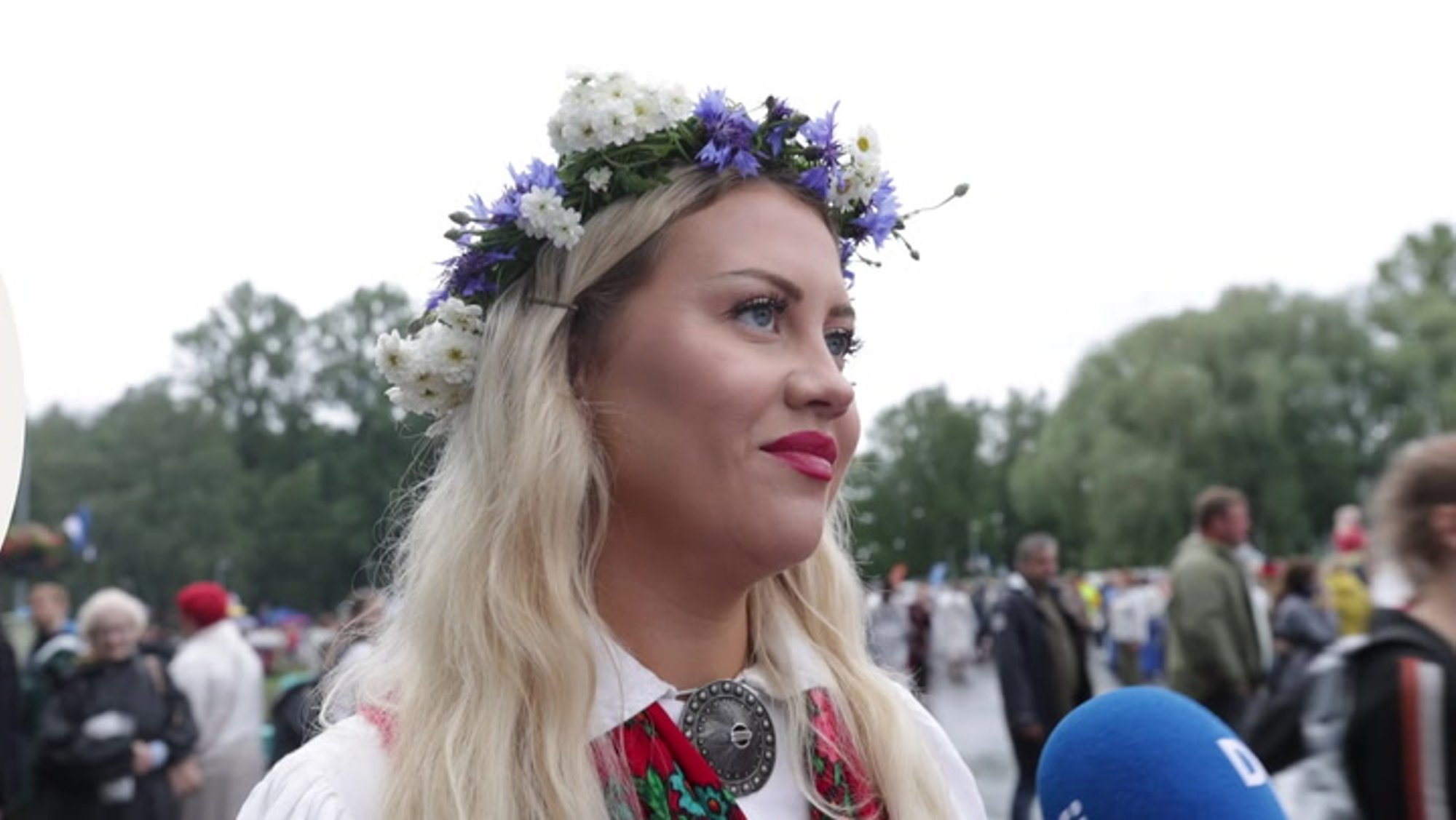 VIDEO | Staarid jagavad oma laulupeoelamusi! Elina Born meenutab: lapsepõlves oli see kõik hästi hirmus