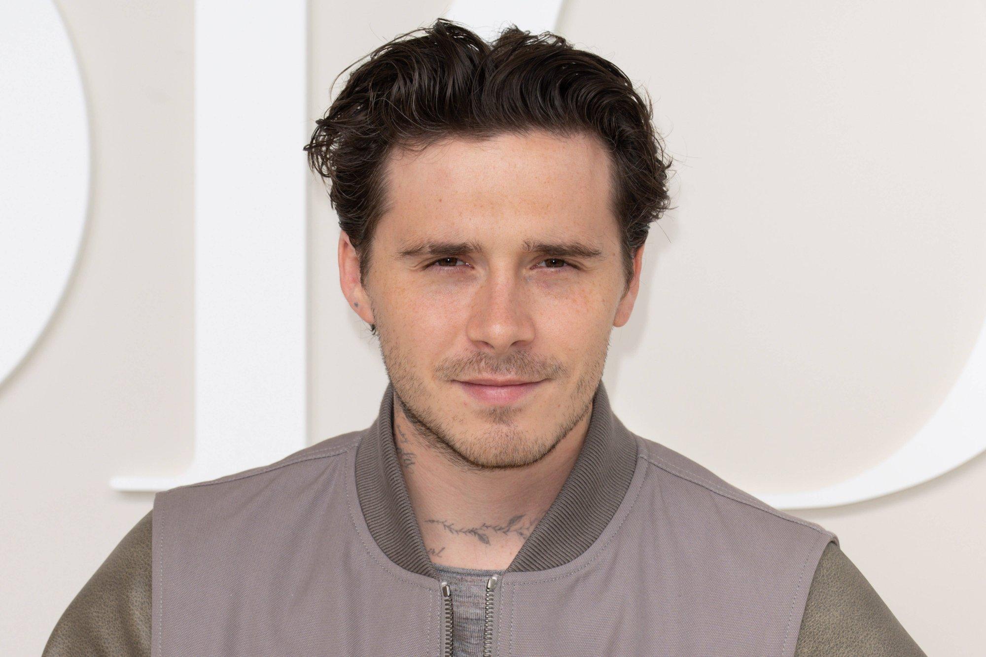 Aina hullemaks läheb! Brooklyn Beckham saadab ilmselt ka oma väikese õe pikalt