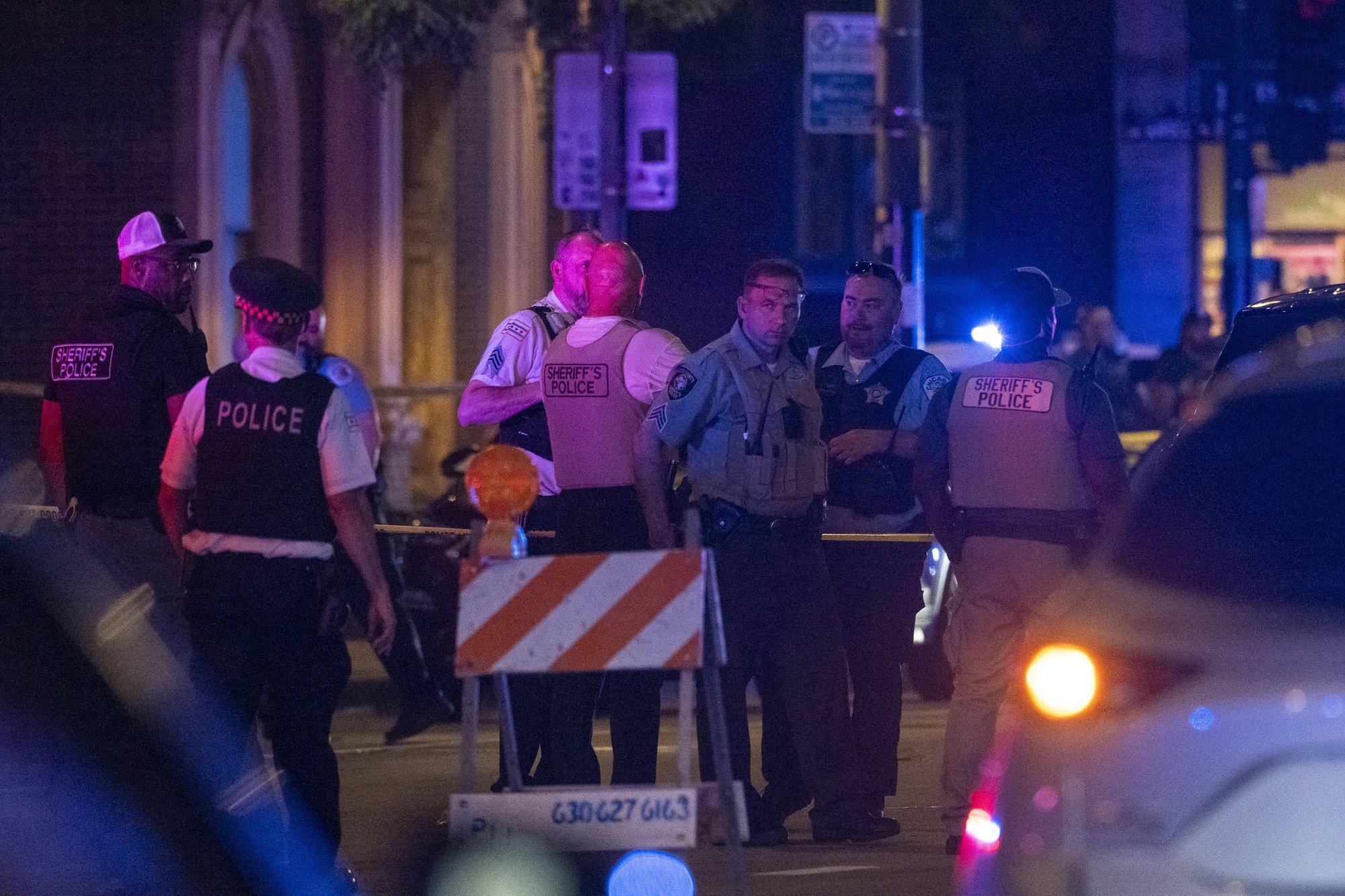 USA-s Chicagos hukkus tulistamises vähemalt 4 ja sai haavata 14 inimest