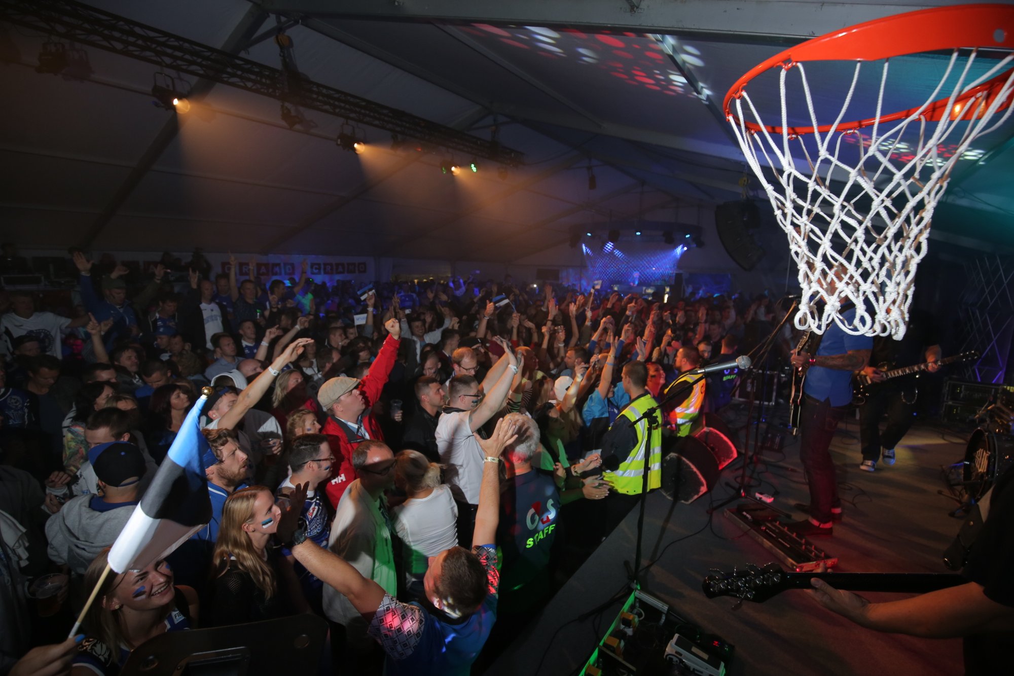 Eesti korvpalli EM-i fänniala pääsmed läksid nagu soojad saiad, lisapileteid on oodata uuel nädalal