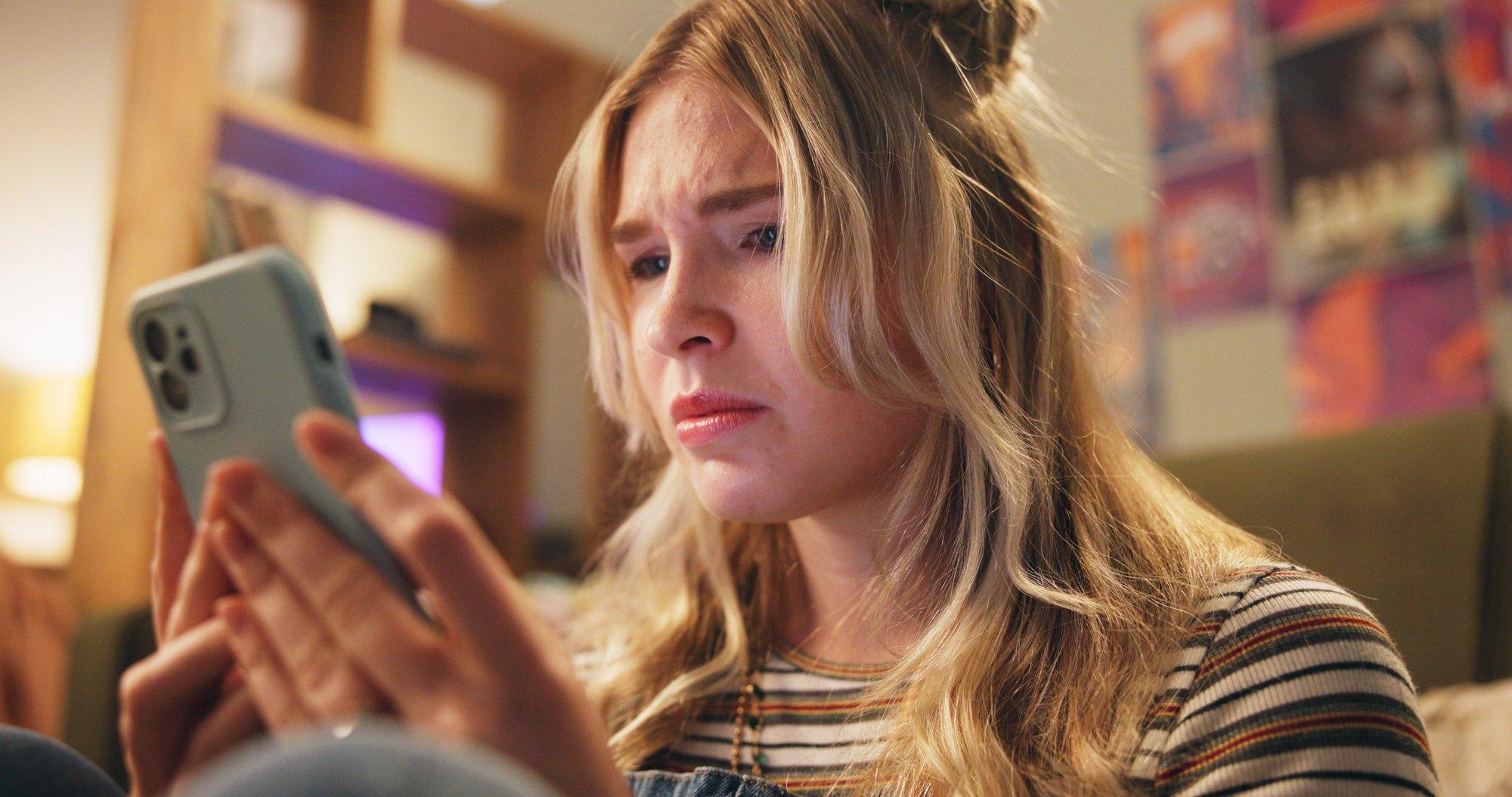 „Ta lükkas mind rasedana trepist alla ja ütles, et võib mu piinadest päästa!“ Kõige hullemad viisid, kuidas mehed on naisi maha jätnud