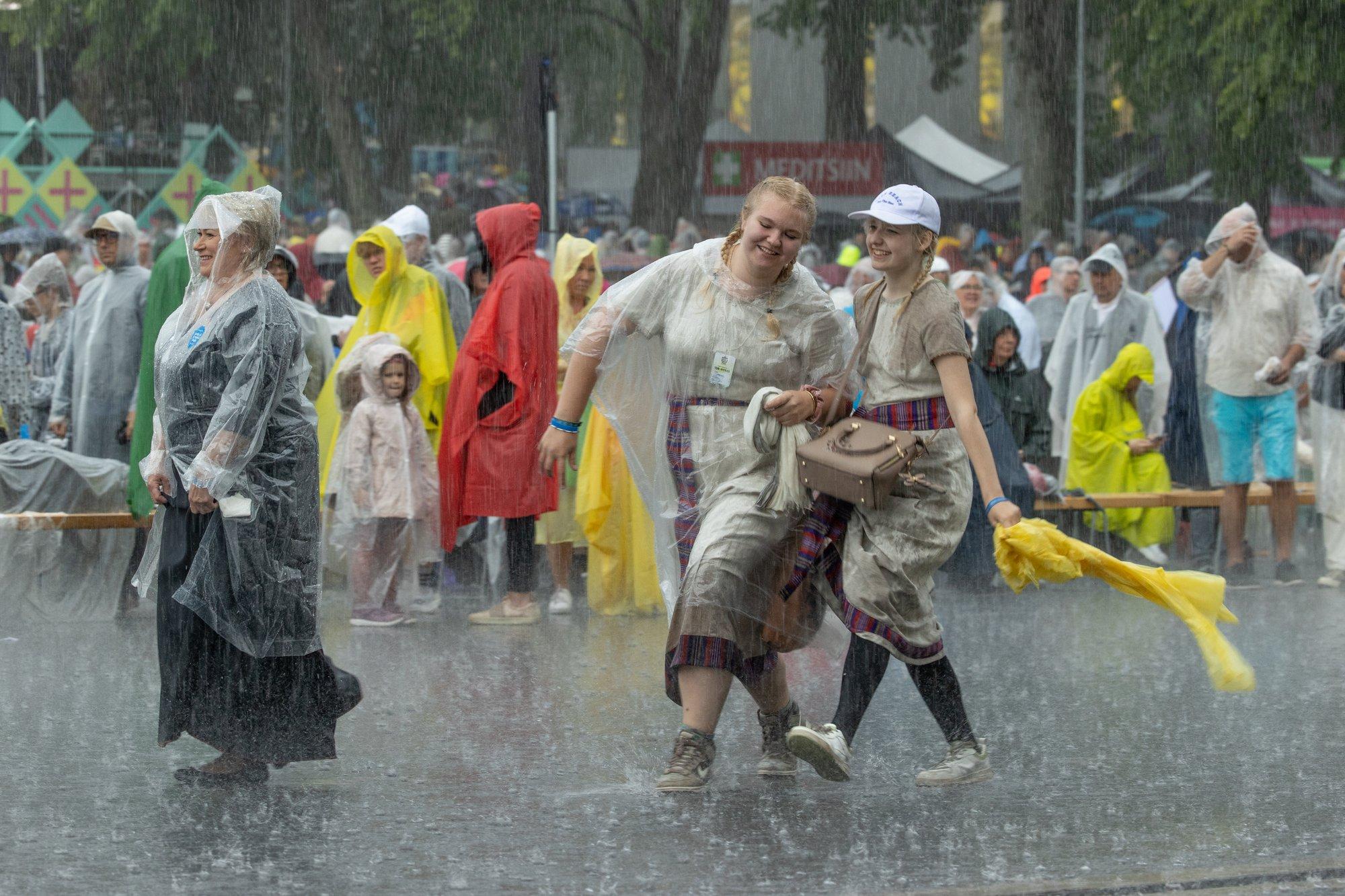 ILMAPROGNOOS | Enne tantsu- ja laulupidu kerib kuumaks! Vaata, millega üllatab ilm pidude ajal