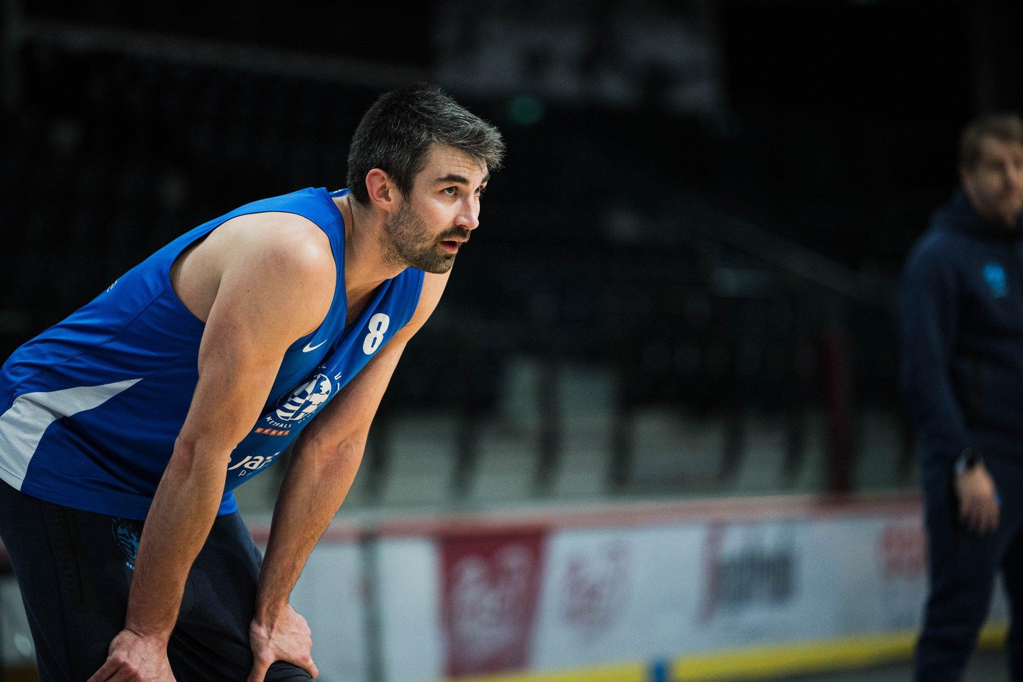 Pealtpanekuid lubav vanameister Kurbas jätkab karjääri Kalev/Cramos