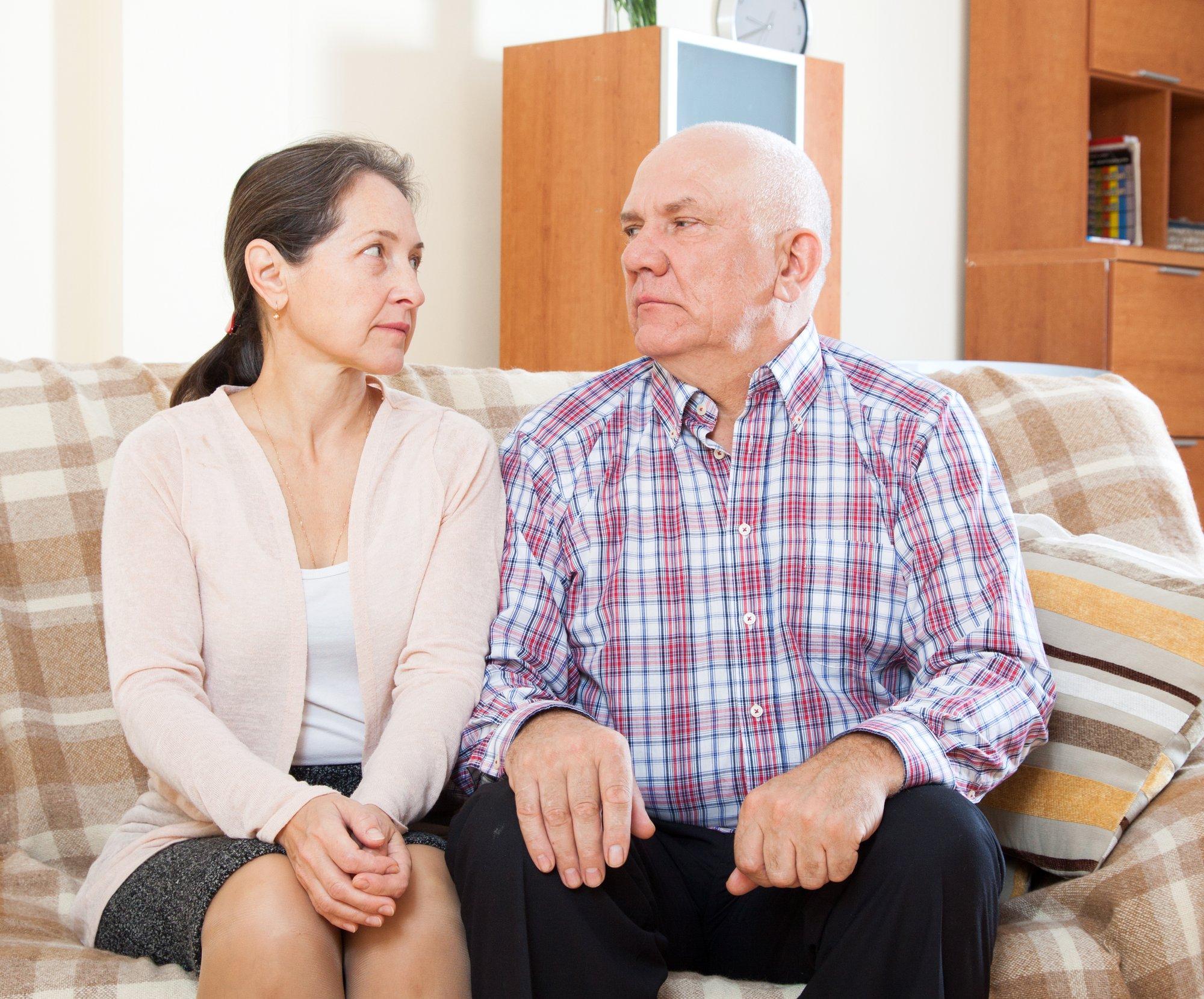 „Mulle aitab tema eest hoolitsemisest!“ Üha enam inimesi lõpetab abielu pärast 50. eluaastat ja sellel on kindlad põhjused