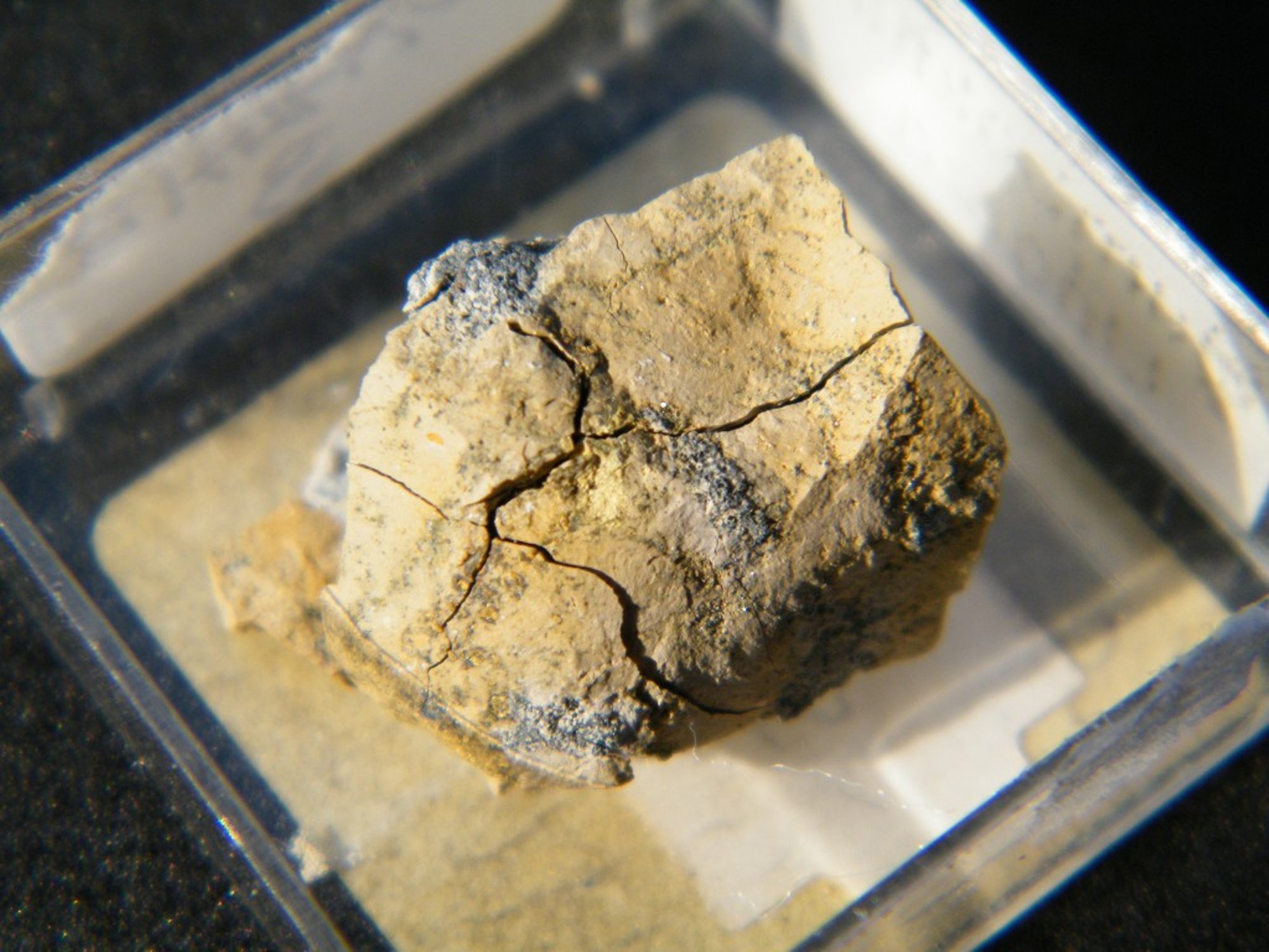 Arhiivist leitud vana kiri viis geoloogid planeedi ühe haruldaseima mineraalini