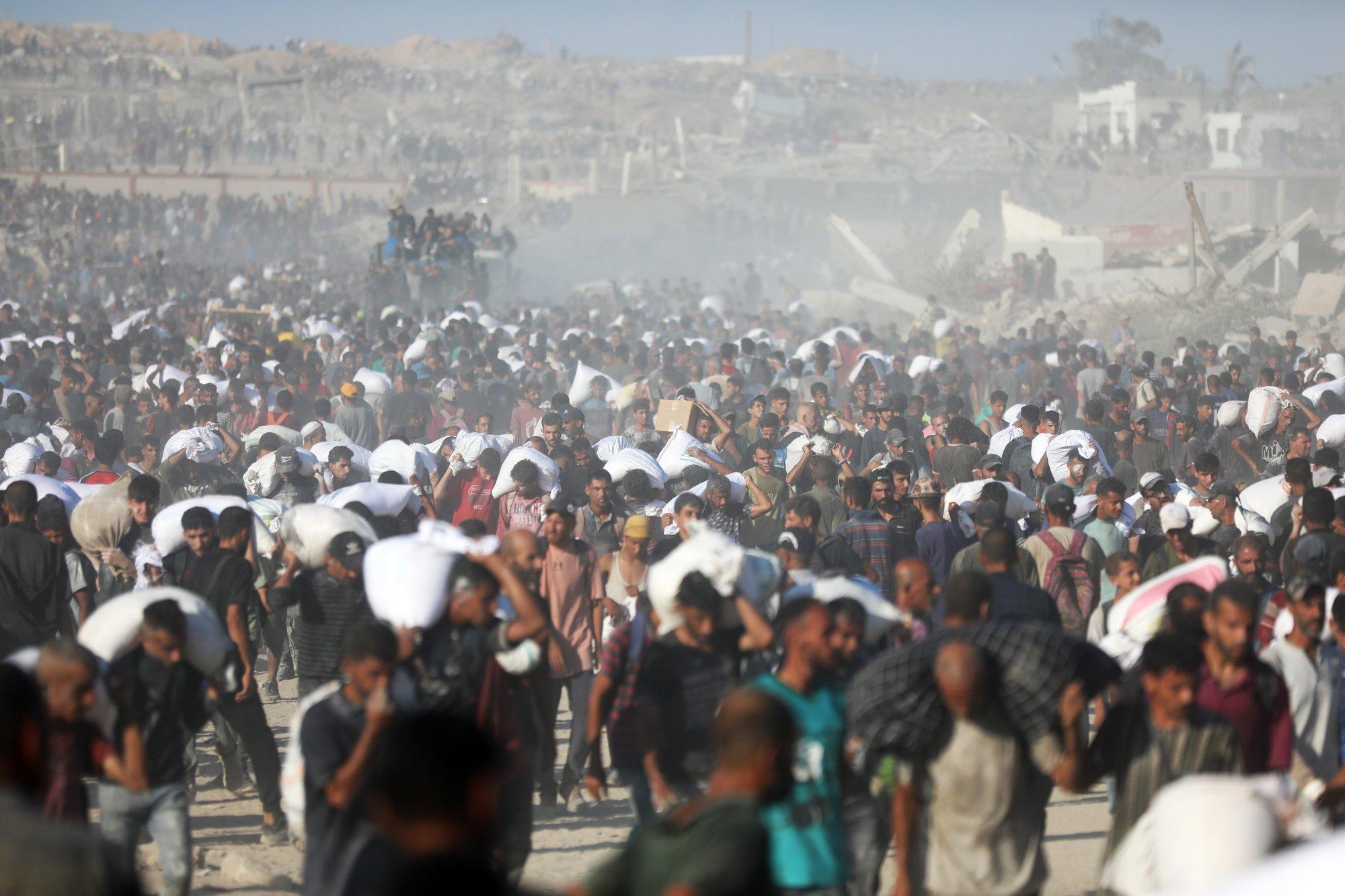 Gaza tsiviilkaitse teatel tappis Iisraeli tuli vähemalt 30 abi oodanud palestiinlast