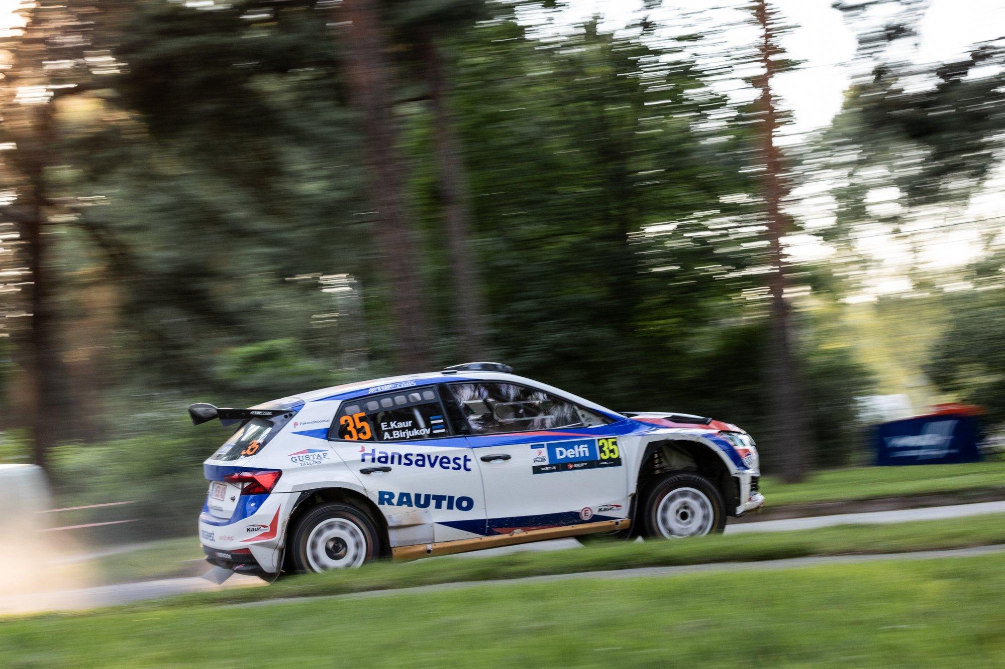 Liiga vara kontrollpunkti jõudnud Egon Kaur sai minutilise ajakaristuse