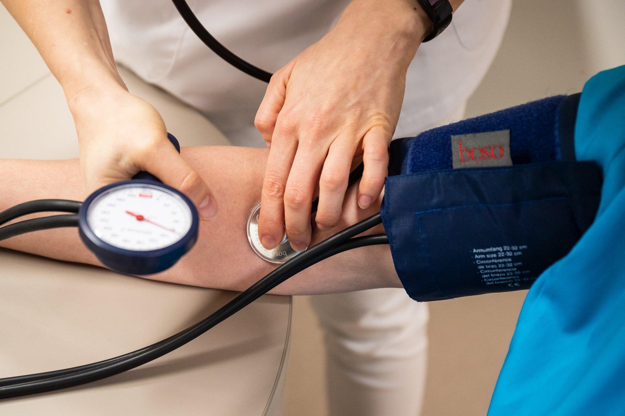 Jüri Ginter: arstid vajavad kõrvale inimesi, kes patsientidel silma peal hoiaksid, et nad raviteed ka jätkaksid