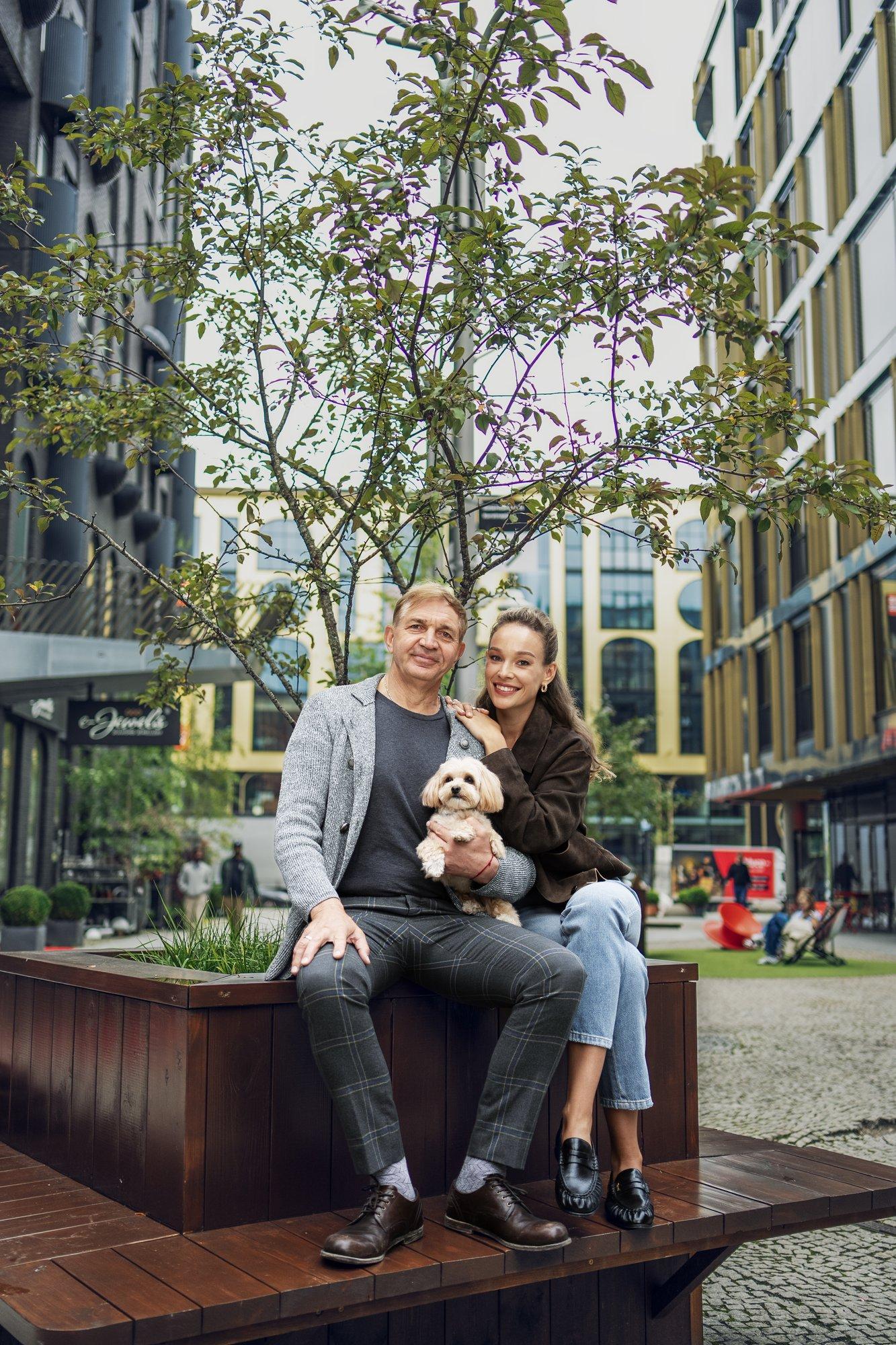 Sõõrumaa noor elukaaslane: vahel solvun, aga siis näen tema töö vilju