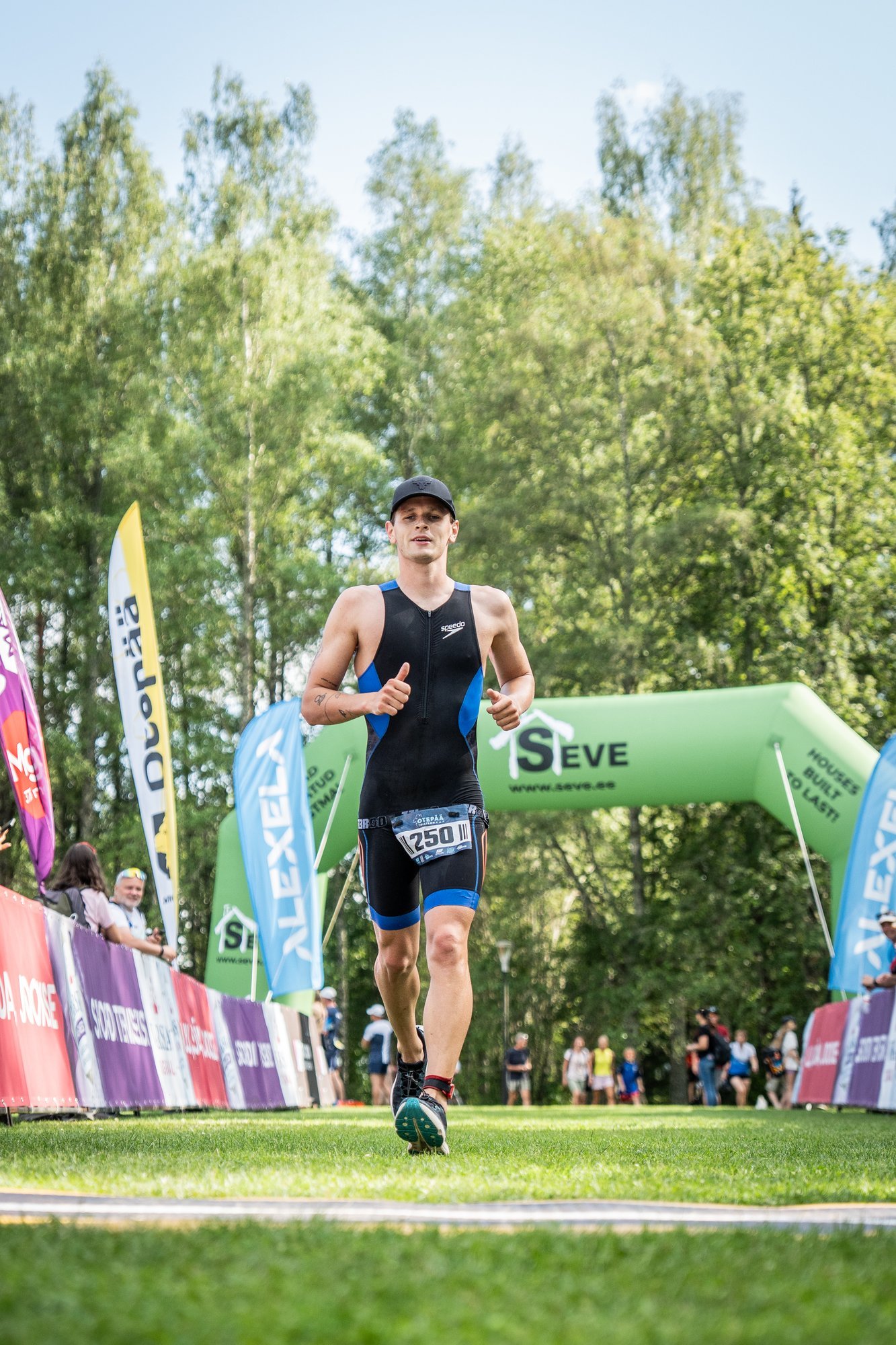 Kregor Zirk näitas Otepää triatlonil head minekut, kuid diskvalifitseeriti kõrvalise abi tõttu