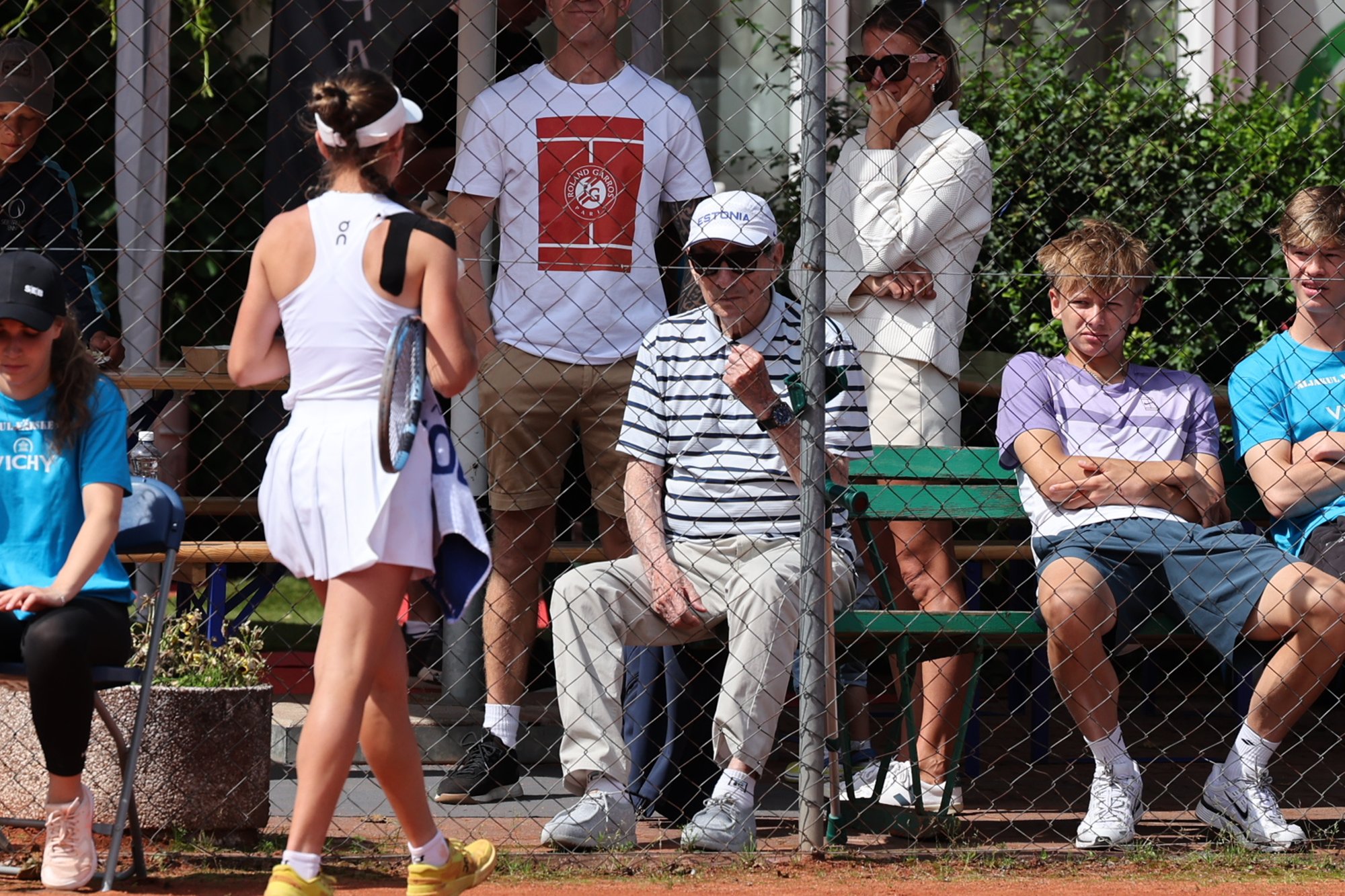 REPORTAAŽ | Eesti naiste tennisele paistab taas ere lootusekiir. 13-aastane Anikina pani tribüünid sumisema