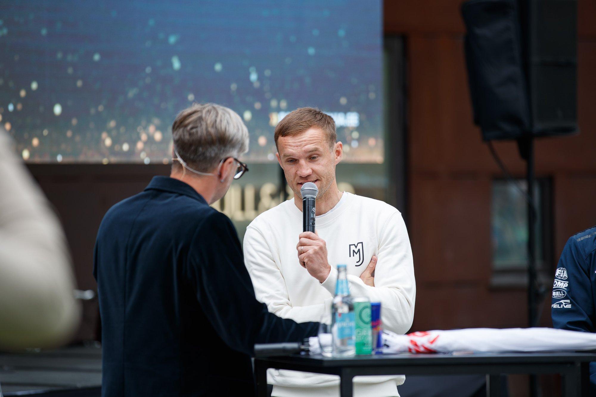 Martin Järveoja Rally Estonia kiiver aitab täita raskelt haigete laste unistusi