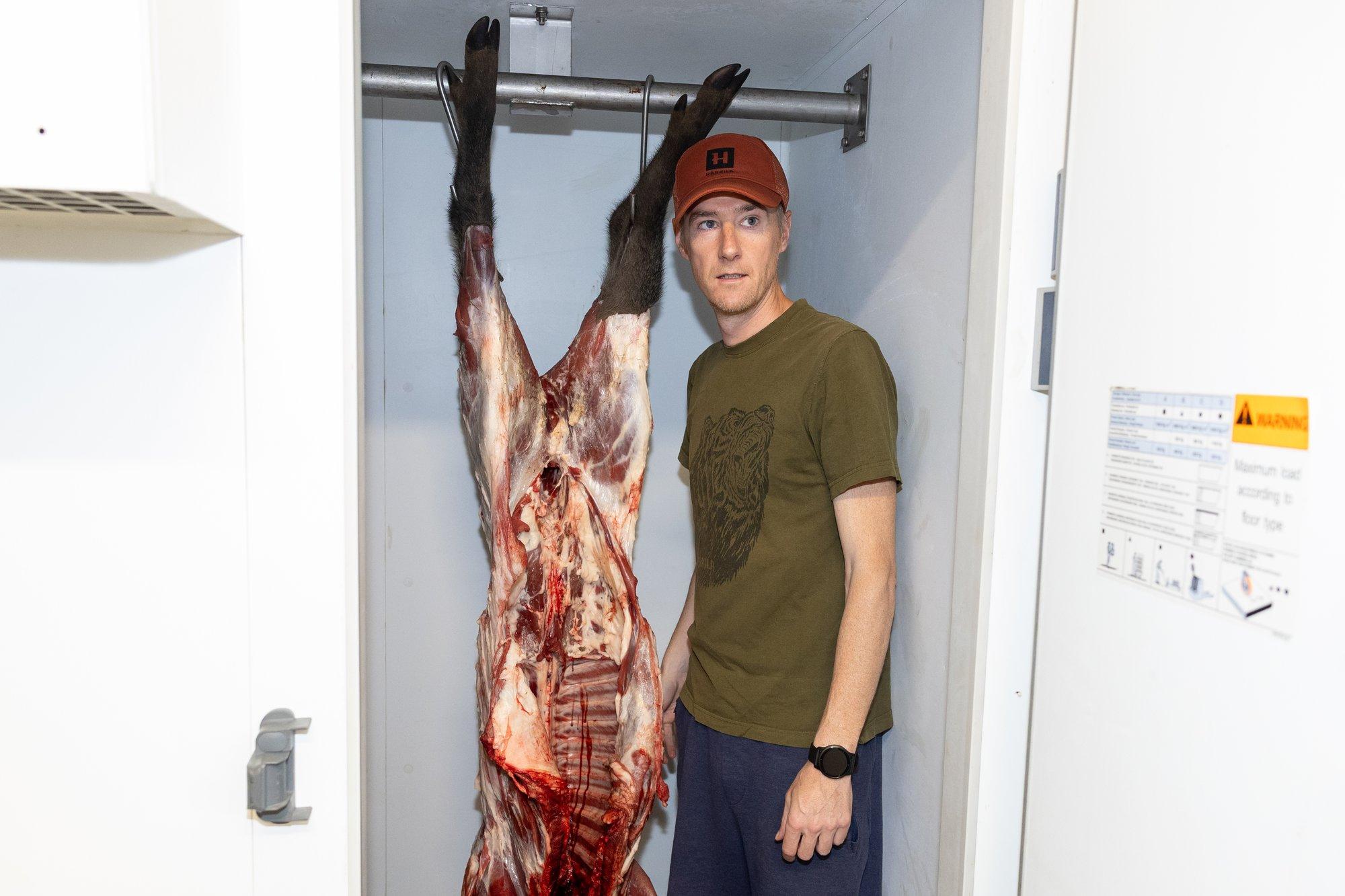 Jahimehed ja loomakasvatajad: „Metssealihale riiklik sundkokkuost. Milleks küttida prügikasti?“