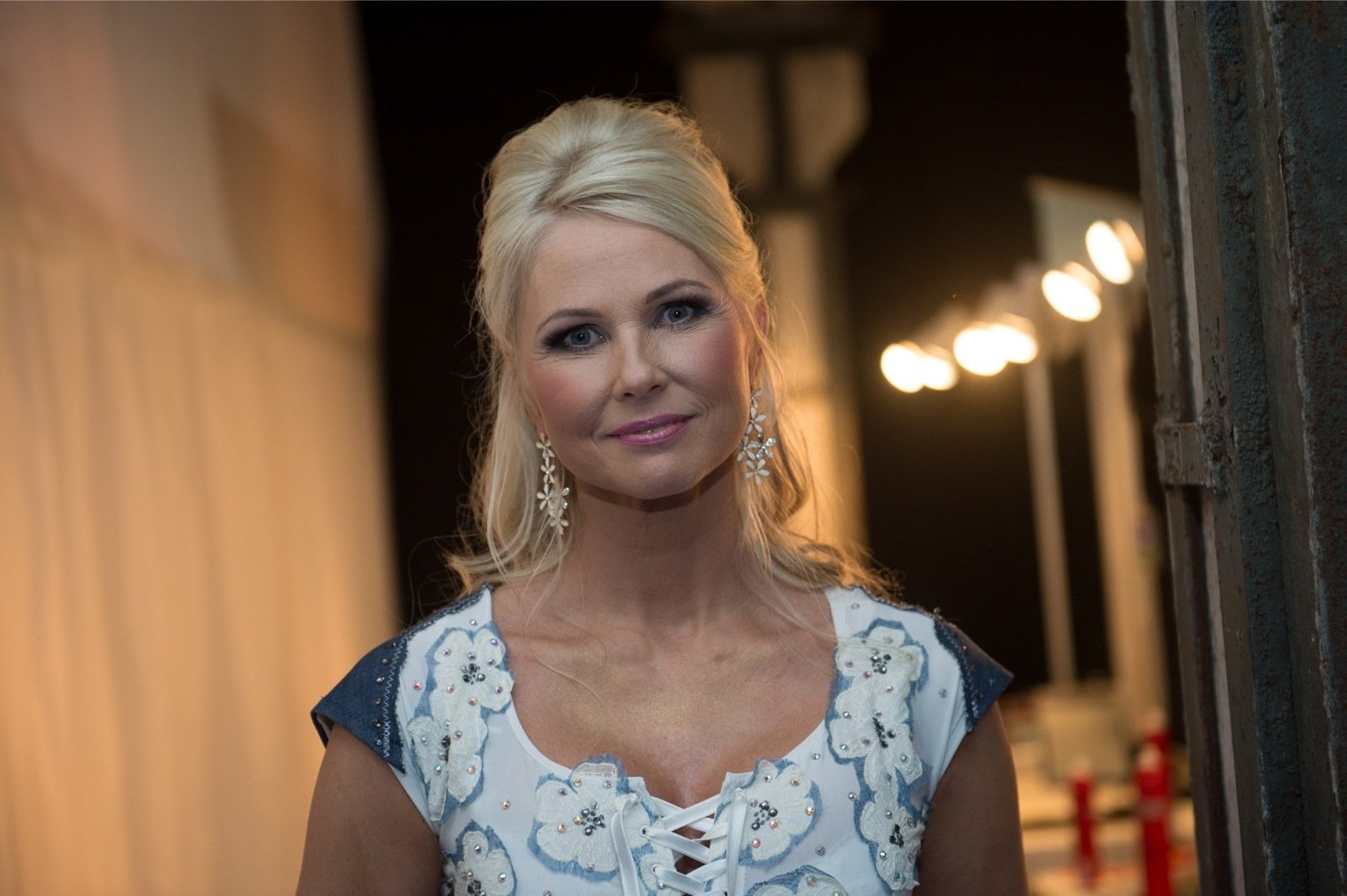 KLÕPS | Aastaid avalikkuse eest kadunud olnud Miss Estonia Liis Tappo-Treial näitas suureks kasvanud poega