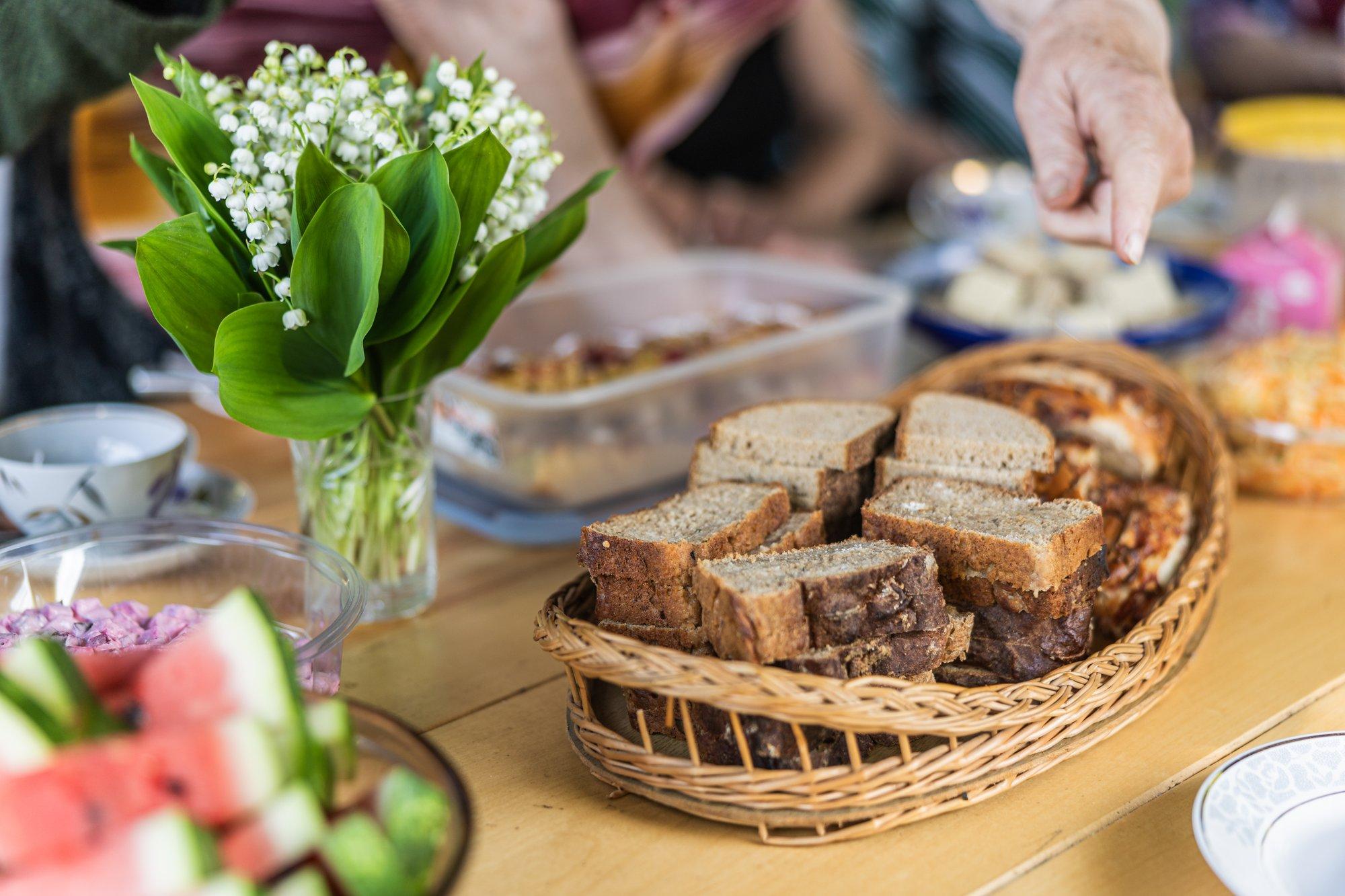 Lauri Hussar: ei mingit mandumist, Eesti külaelu on elus ja muudkui areneb