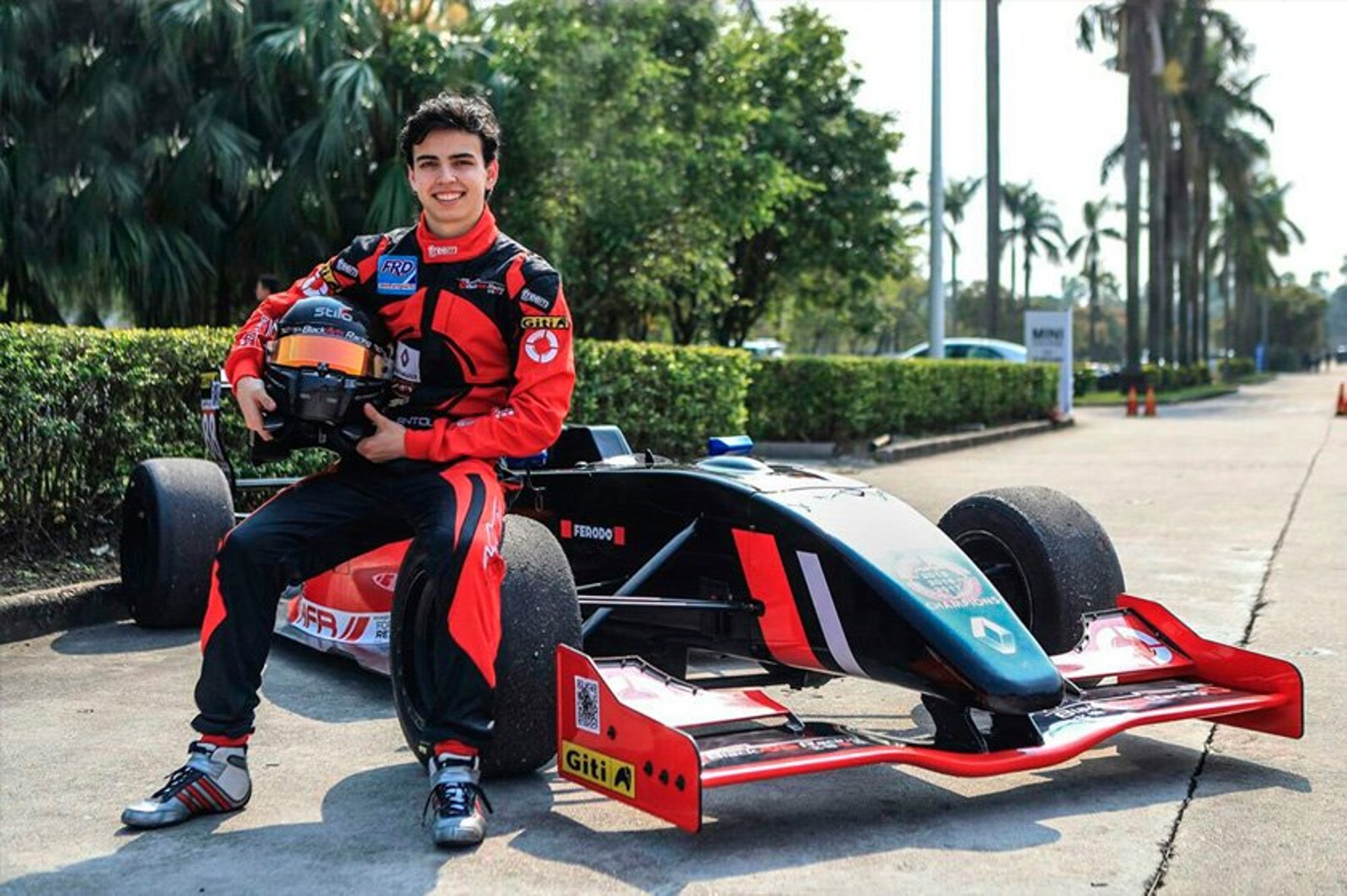 Endist Hispaania vormelisõitjat kahtlustatakse oma isa mõrvas