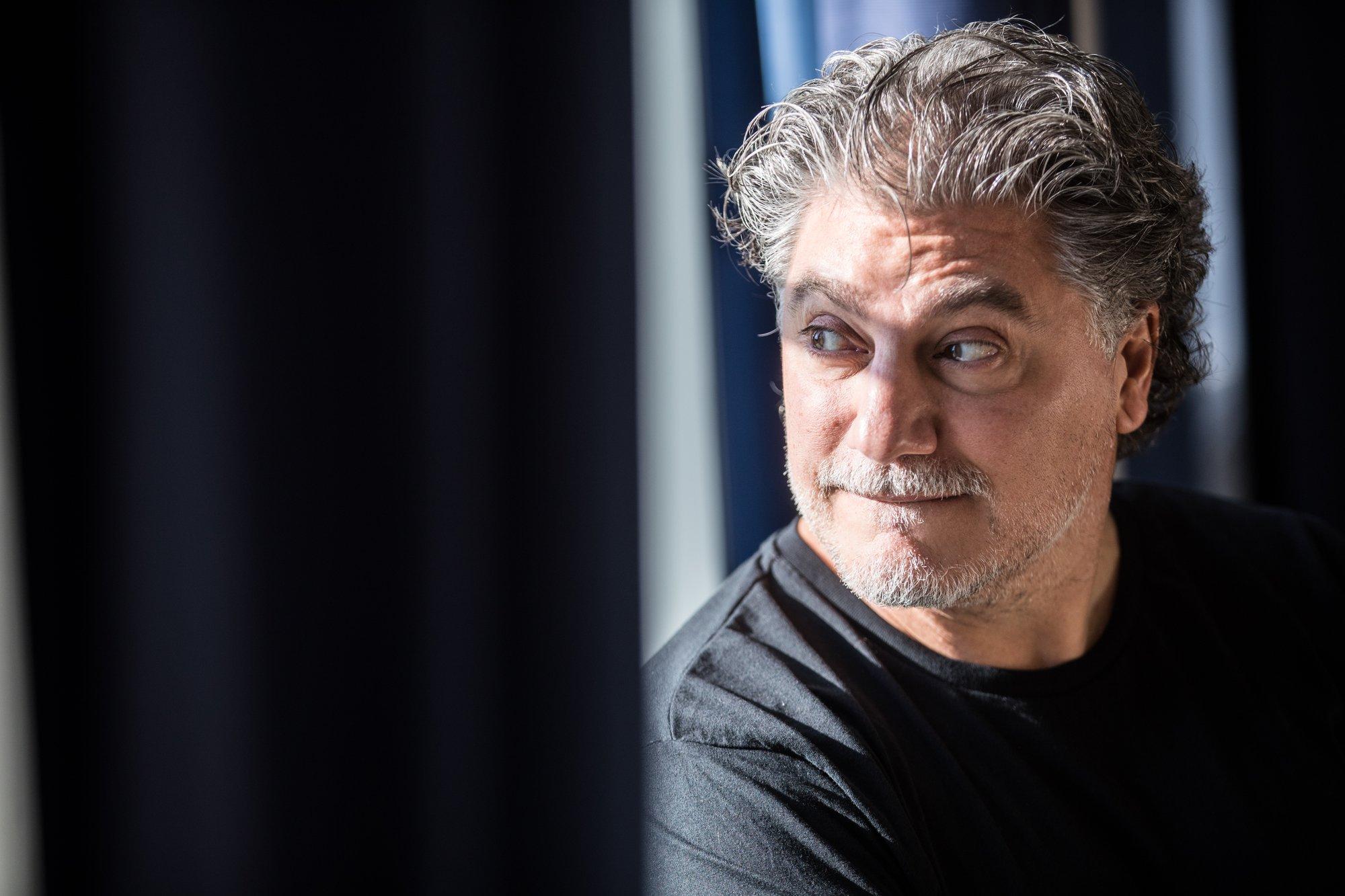 Rahvusooper Estonia lõpetab koostöö lavastaja José Curaga