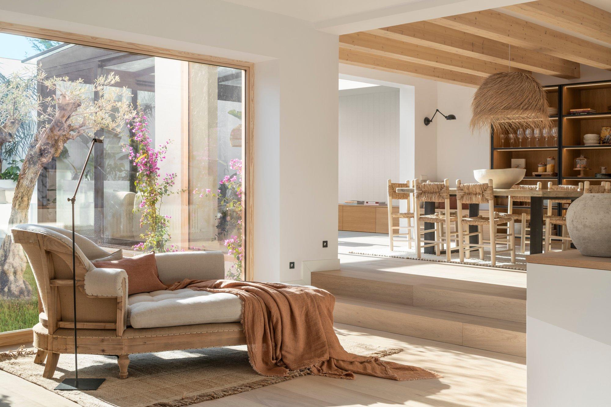 FOTOD | Troopilise hõnguga kodu, mis on inspireeritud Ibiza suvest