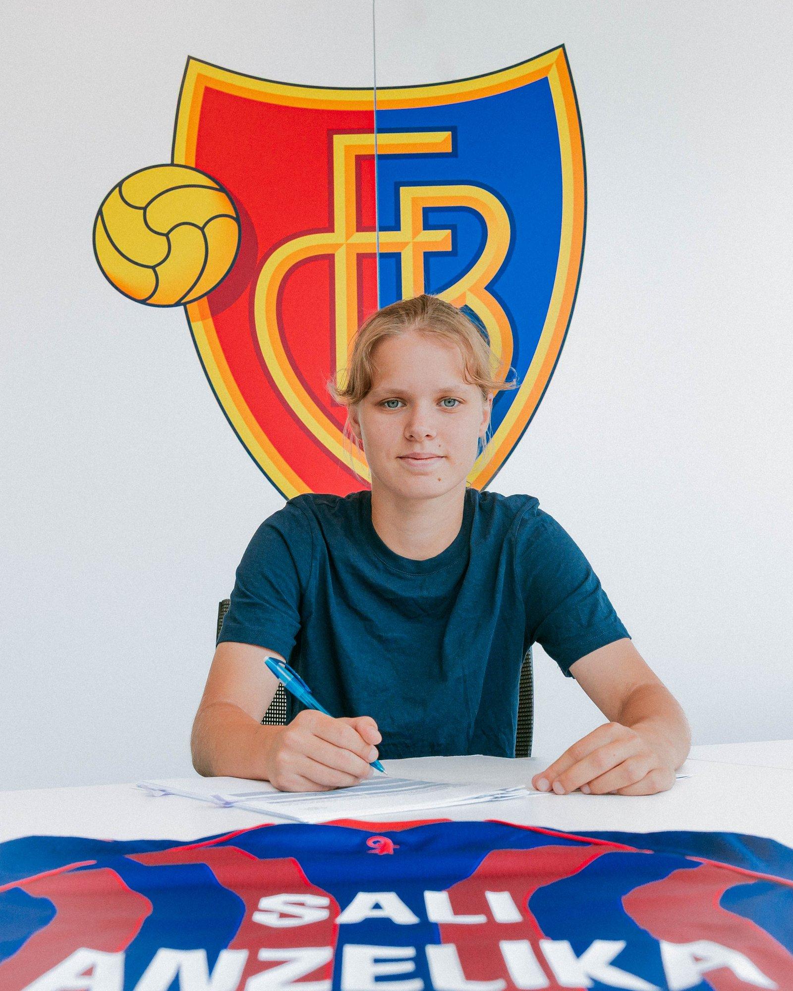 17-aastane Eesti ründaja jätkab karjääri Šveitsi kõrgliigas