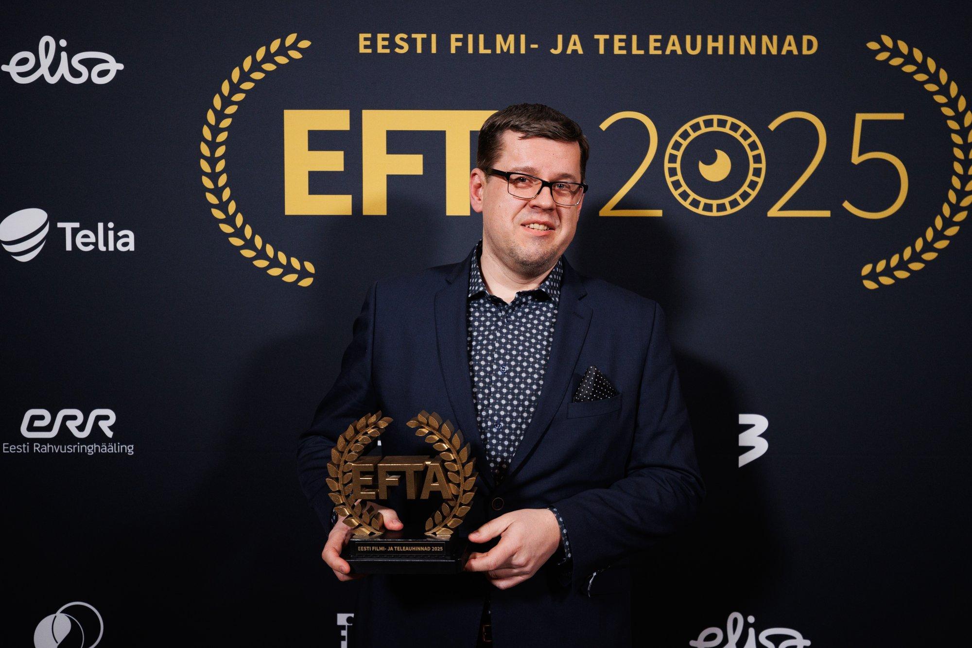 Kirjastaja Tauno Vahteril võtab tuju ära pikk üritus, kus on tüütu seltskond ja mingil põhjusel ei saa ära minna