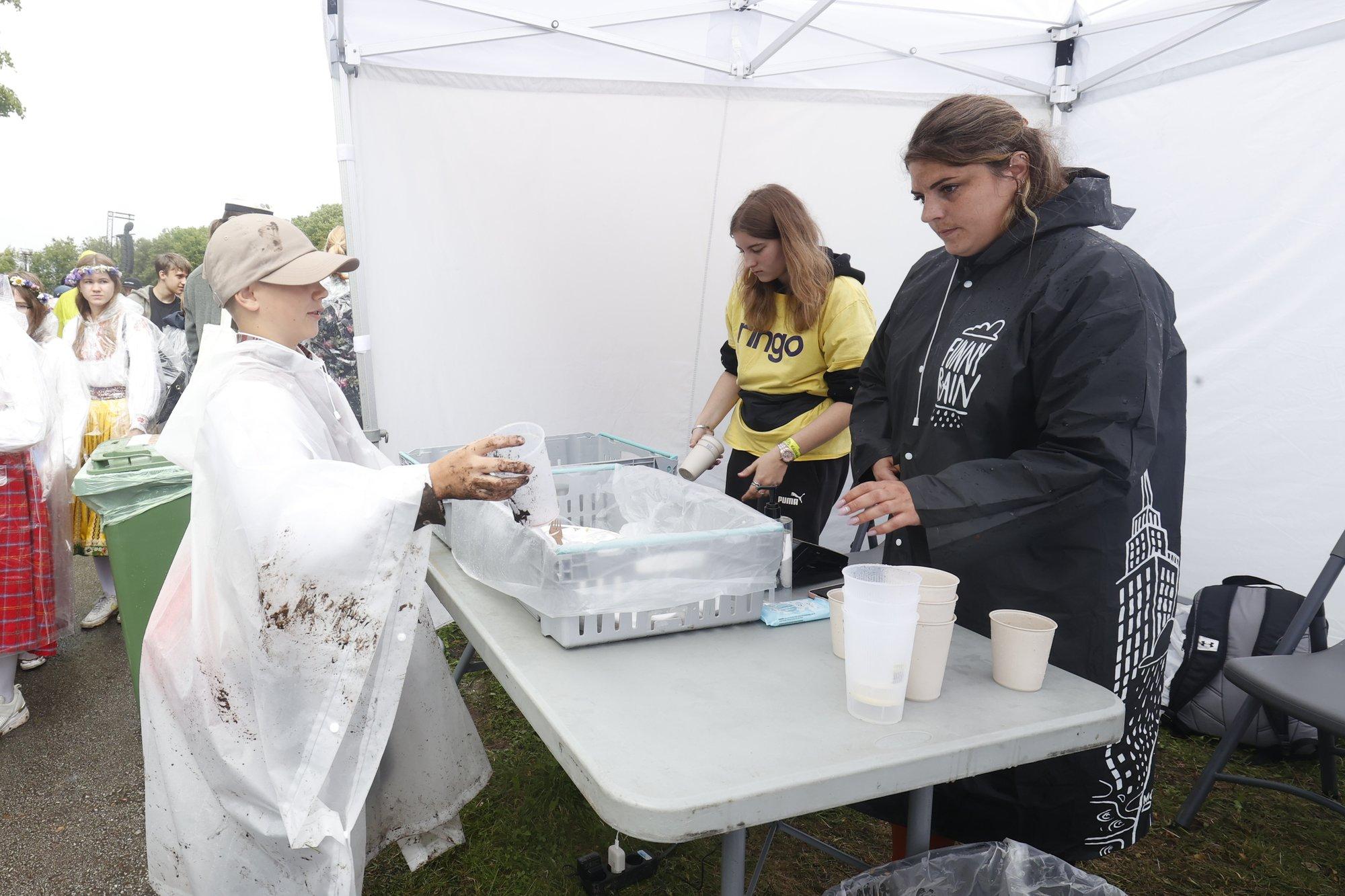 FOTOD | Pandinõude kasutamisega suuremaid probleeme ei esinenud, inimestele paistab süsteem meeldivat