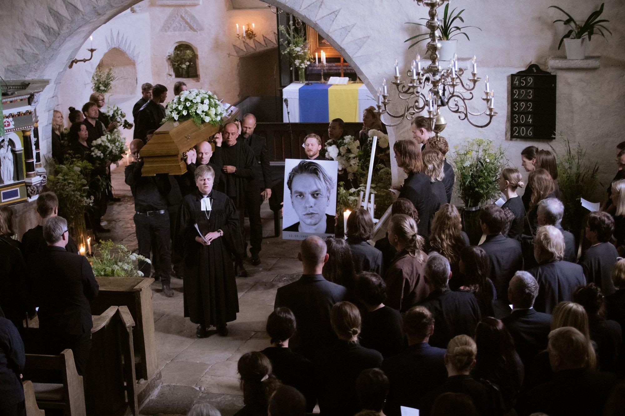 FOTOD | Varalahkunud Jörgen Liik saadeti viimsele teele