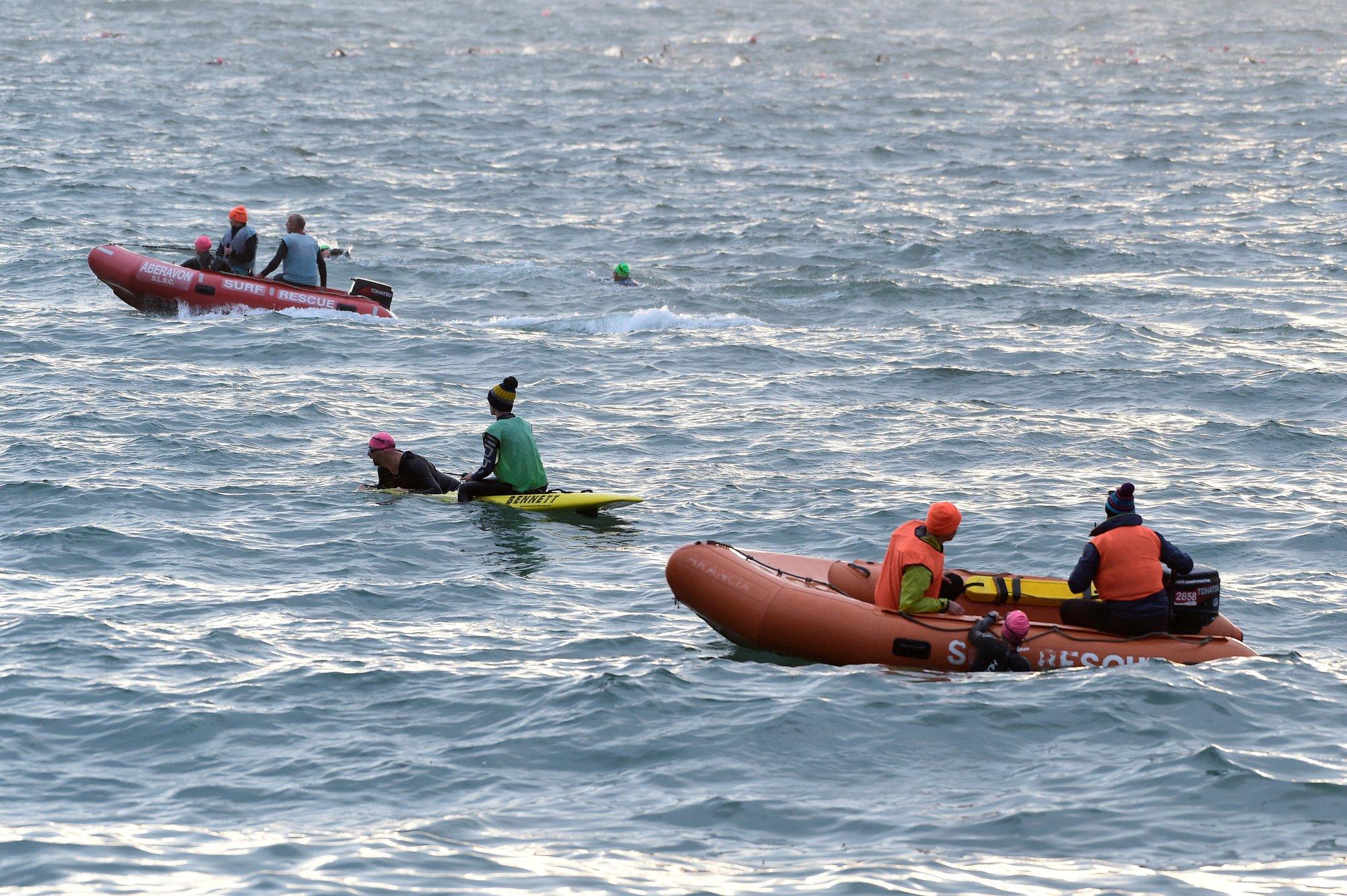 Walesis suri Ironmanil inimene