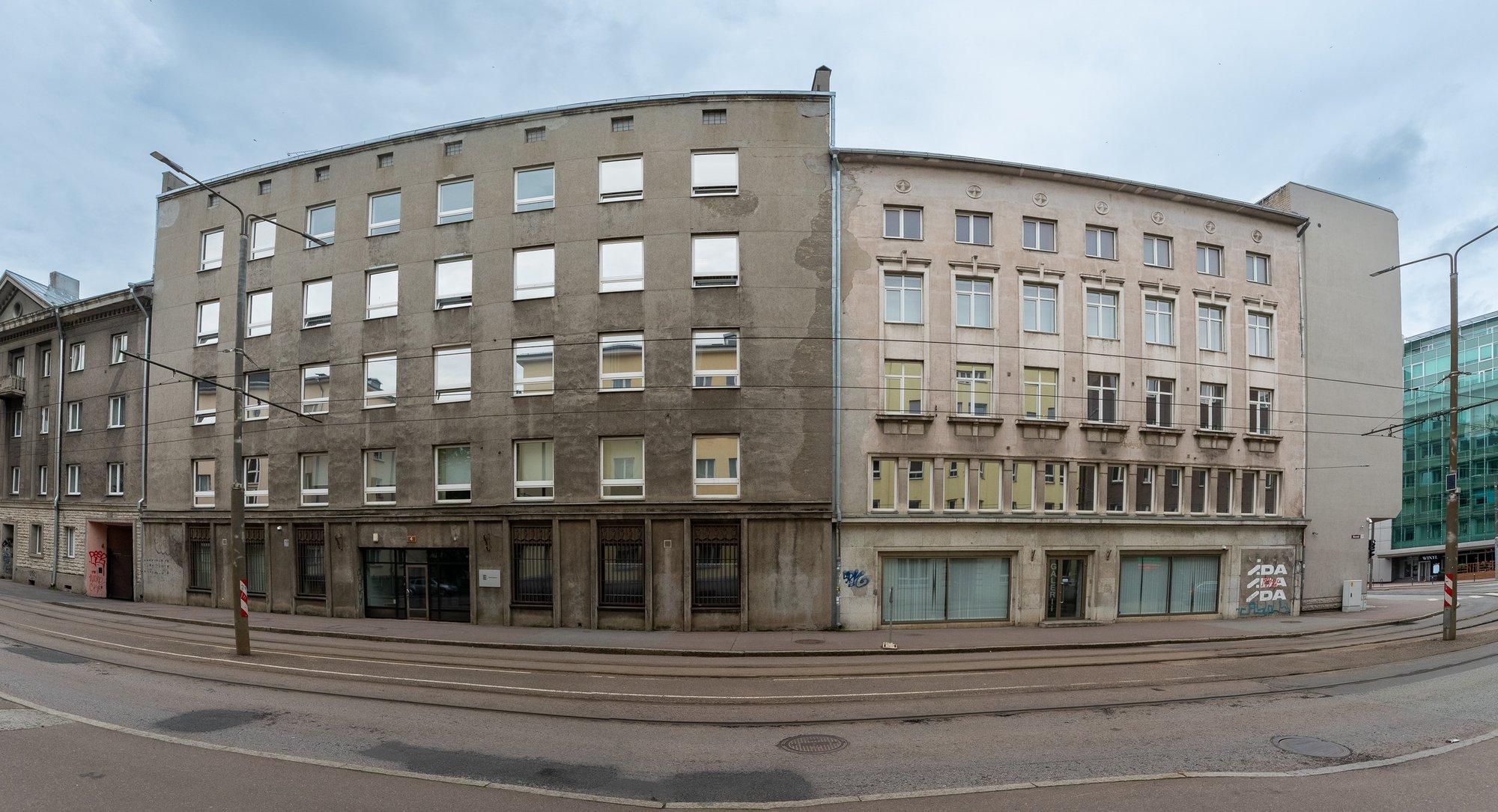 Tallinnas pandi müüki peatänava ristmikul asuvad majad