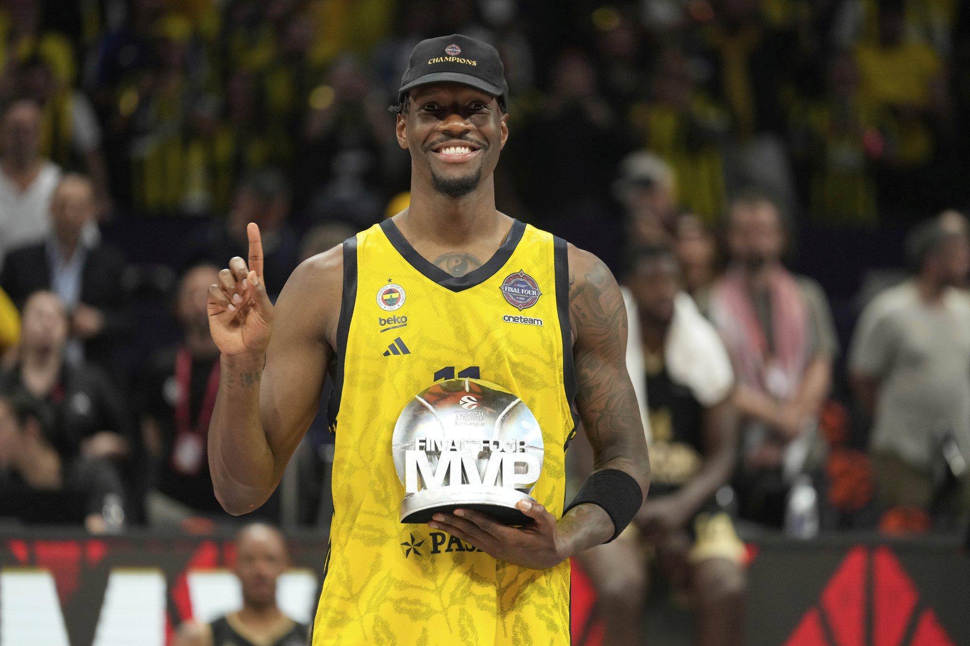 Värske Euroliiga meister loobus Fenerbahce miljonitest, et jahtida NBA unistust