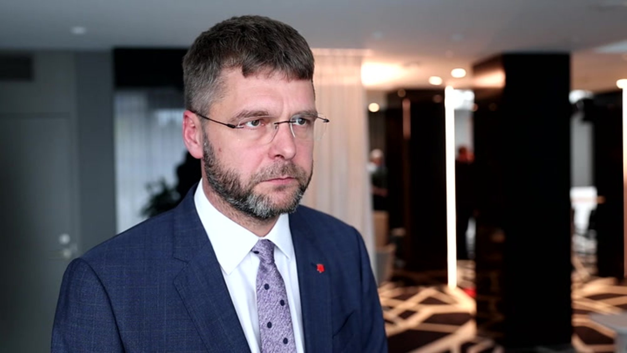 VIDEOD | Pealinna nelikliit pani leivad ühte kappi tagasi. Ossinovski: täieliku usalduseni läheb veel aega