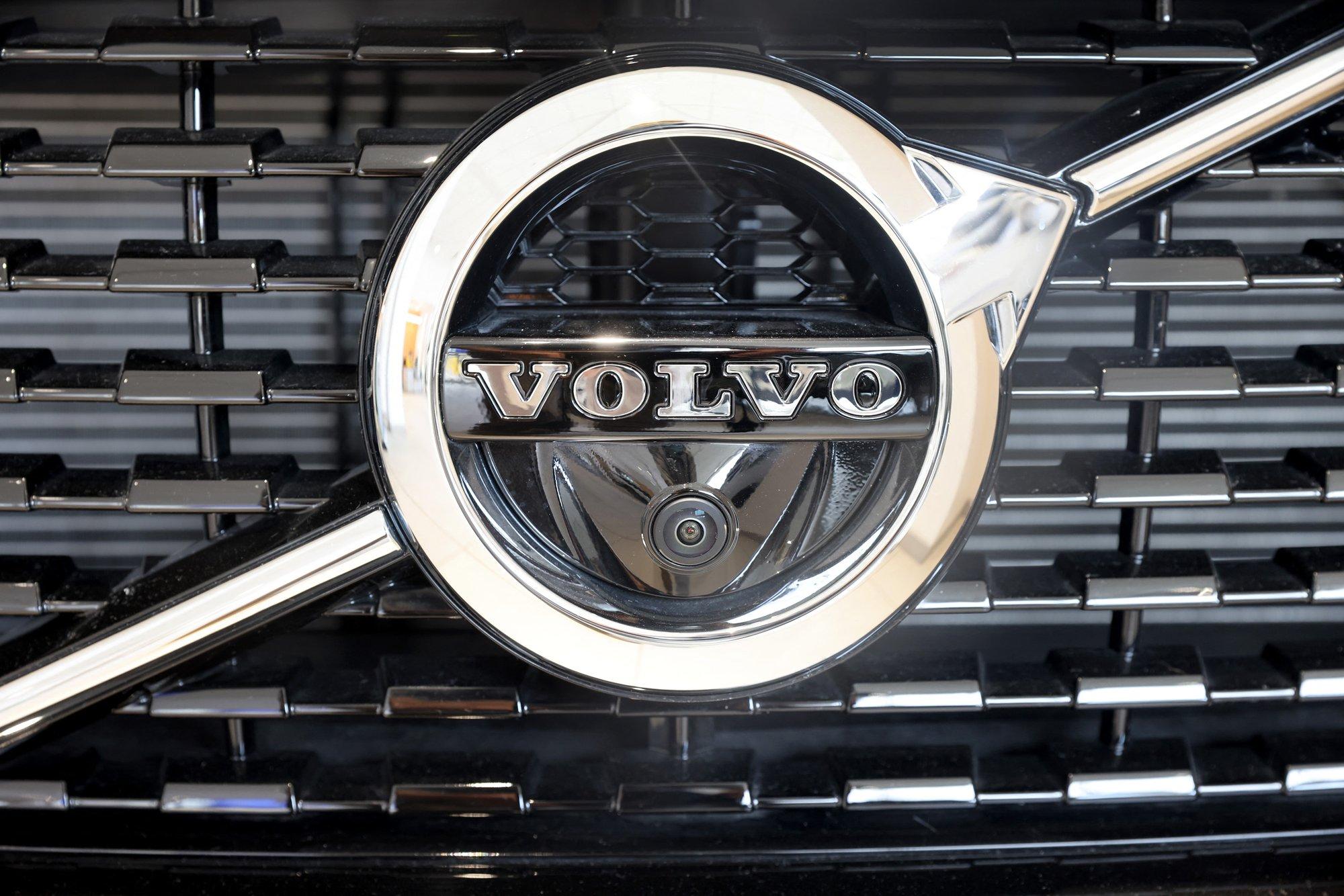 Volvo esitleb järgmise aasta alguses oma ajaloo menukaima mudeli uut elektriversiooni