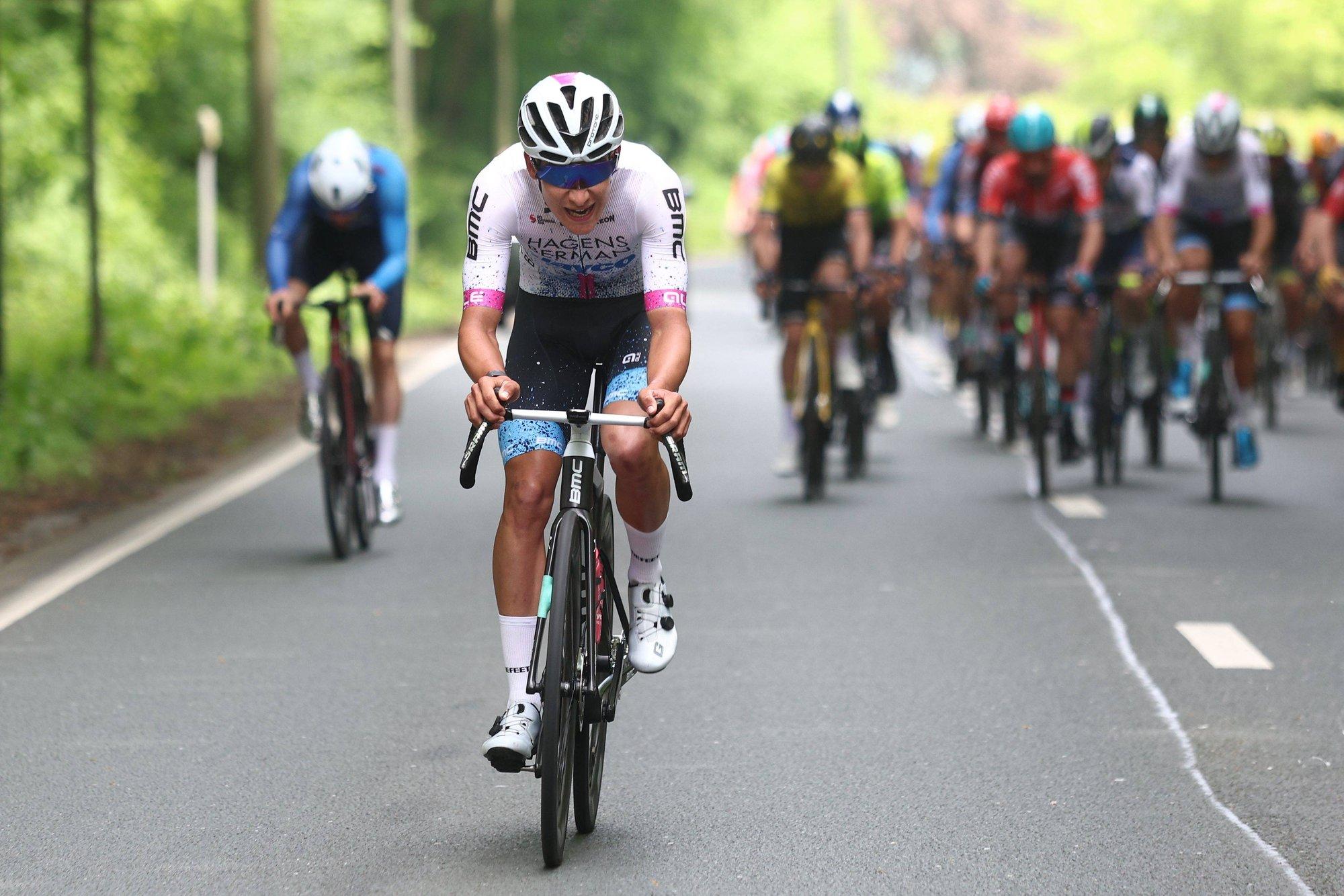 Andekas Itaalia rattur suri ootamatult keset etappi