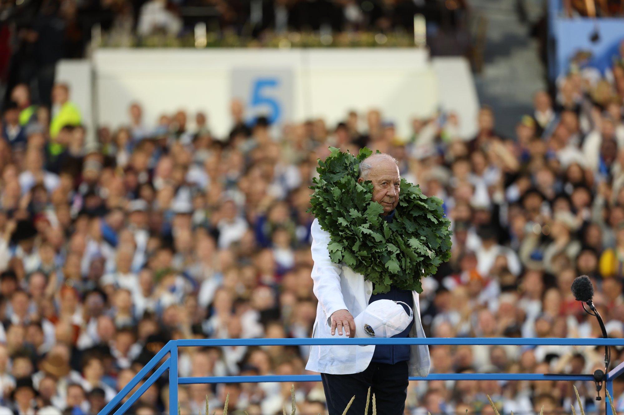 Laulupeol raskelt kukkunud Neeme Järvi: toibumine võtab aega, aga ärge nähke selles suurt traagikat. Õnnetusi juhtub