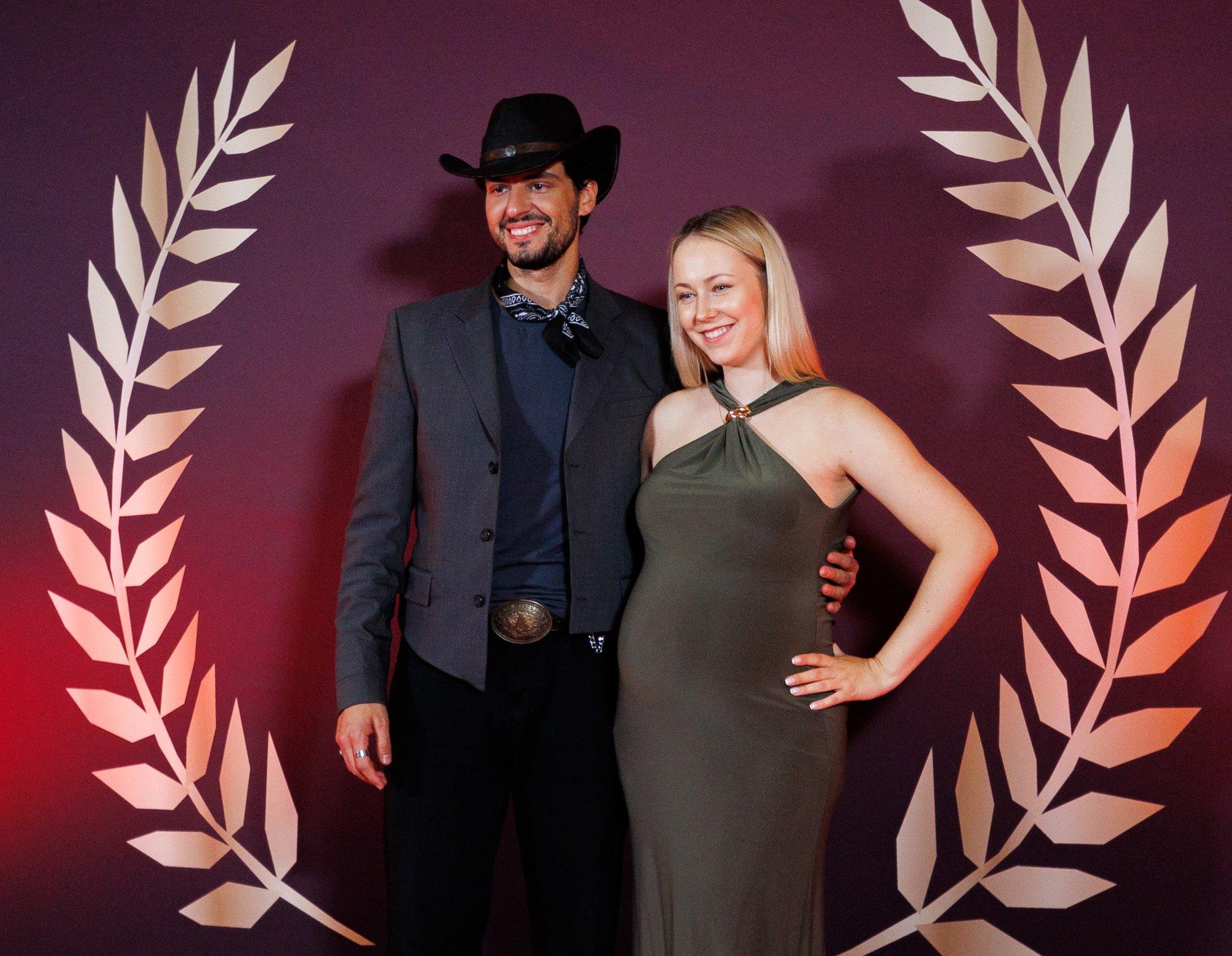 KLÕPSUD | „Tüdrukud on ikka nii armsad!“ Stefan Airapetjan jagas kauneid perepilte