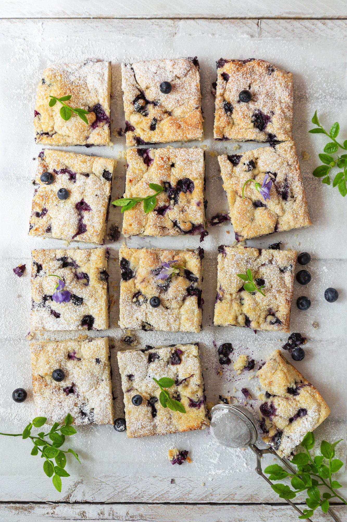 RETSEPTID | Lihtsad marjakoogid, mis panevad sööjad mõtlema, et nende valmistaja on koogivõlur!