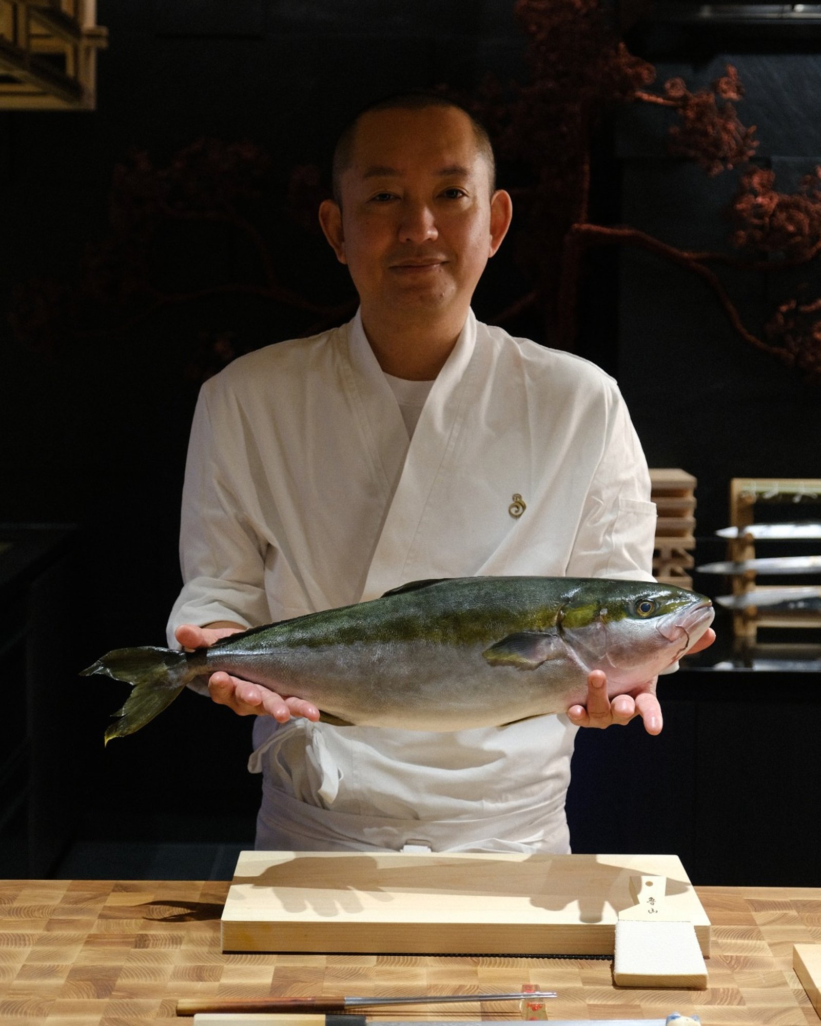 Baltimaade ainsa omakase-restorani KOYO peakokk Kazuto Hokari: kahjuks ei ole Tallinnas väga palju head Jaapani toitu. Suši osas ma parem sõna ei võta