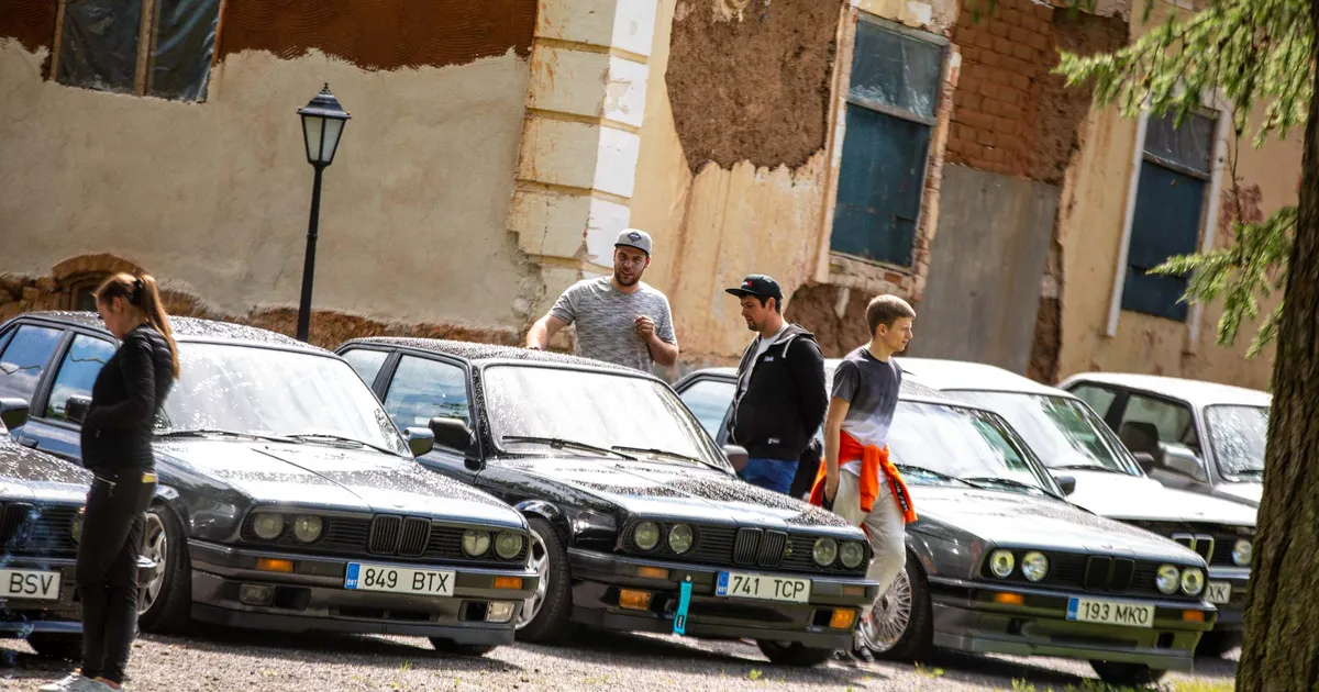 Motoshow teeb kummarduse juubelit tähistavale rullnokamasinale