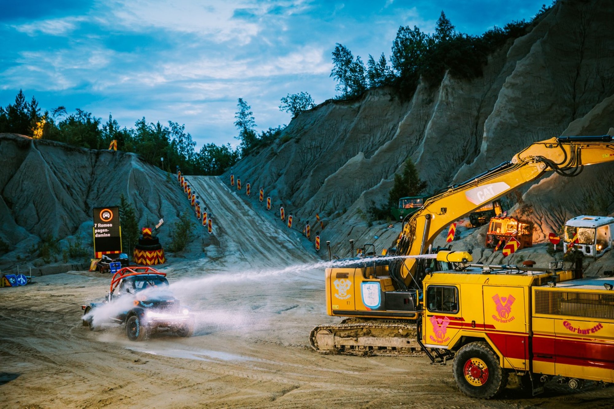 ARVUSTUS | Täiesti teistmoodi suvelavastus: masinad pandi Rummul nii tantsima, kaklema kui seksima